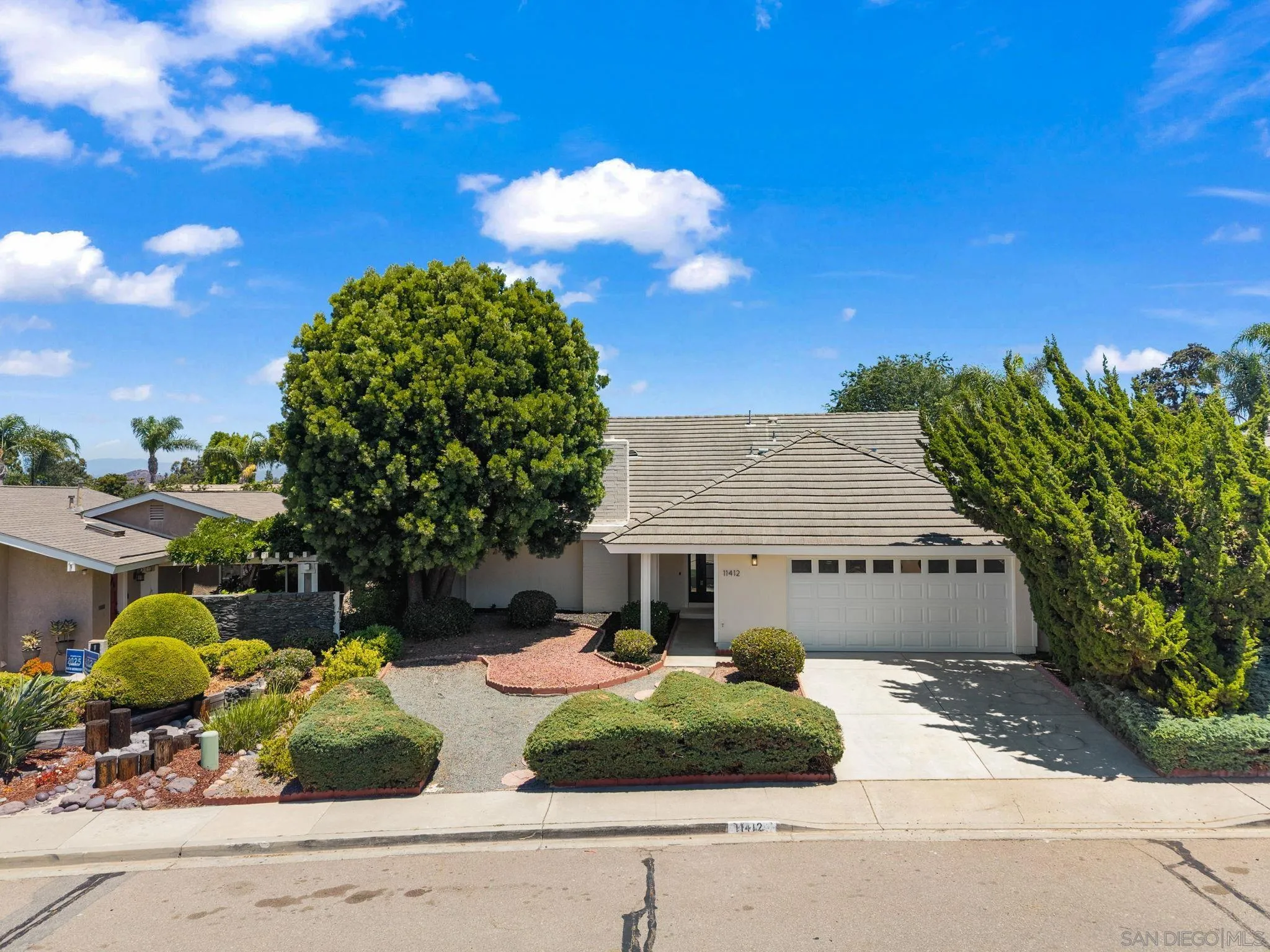 https://cdn.realtyfeed.com/cdn/127/250041057/15780dbba38e06a6648eceb95ba4115d.webp