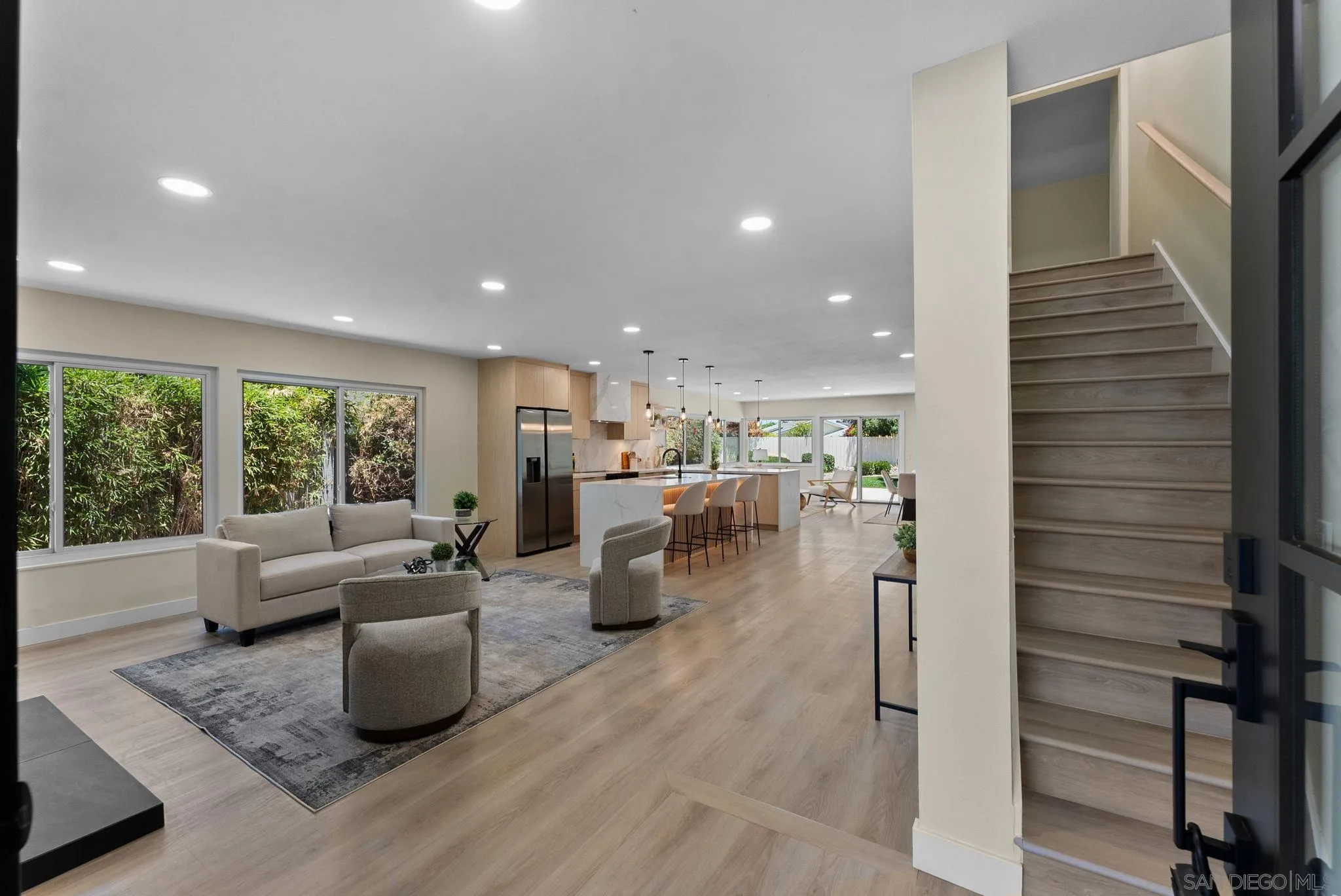 https://cdn.realtyfeed.com/cdn/127/250041057/17c402f5e76cb2786f6d17846410a422.webp