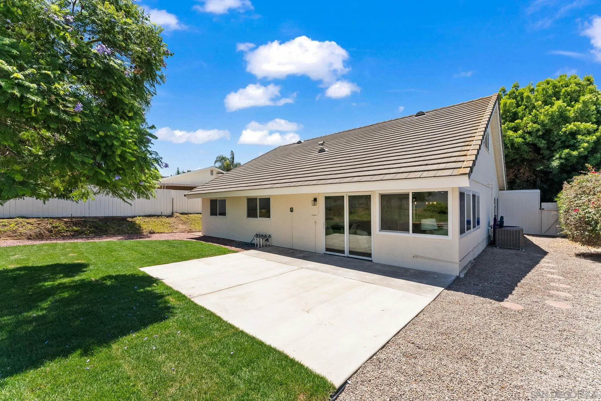 https://cdn.realtyfeed.com/cdn/127/250041057/be00edab9b5400464fde16a89c4eca9f.webp