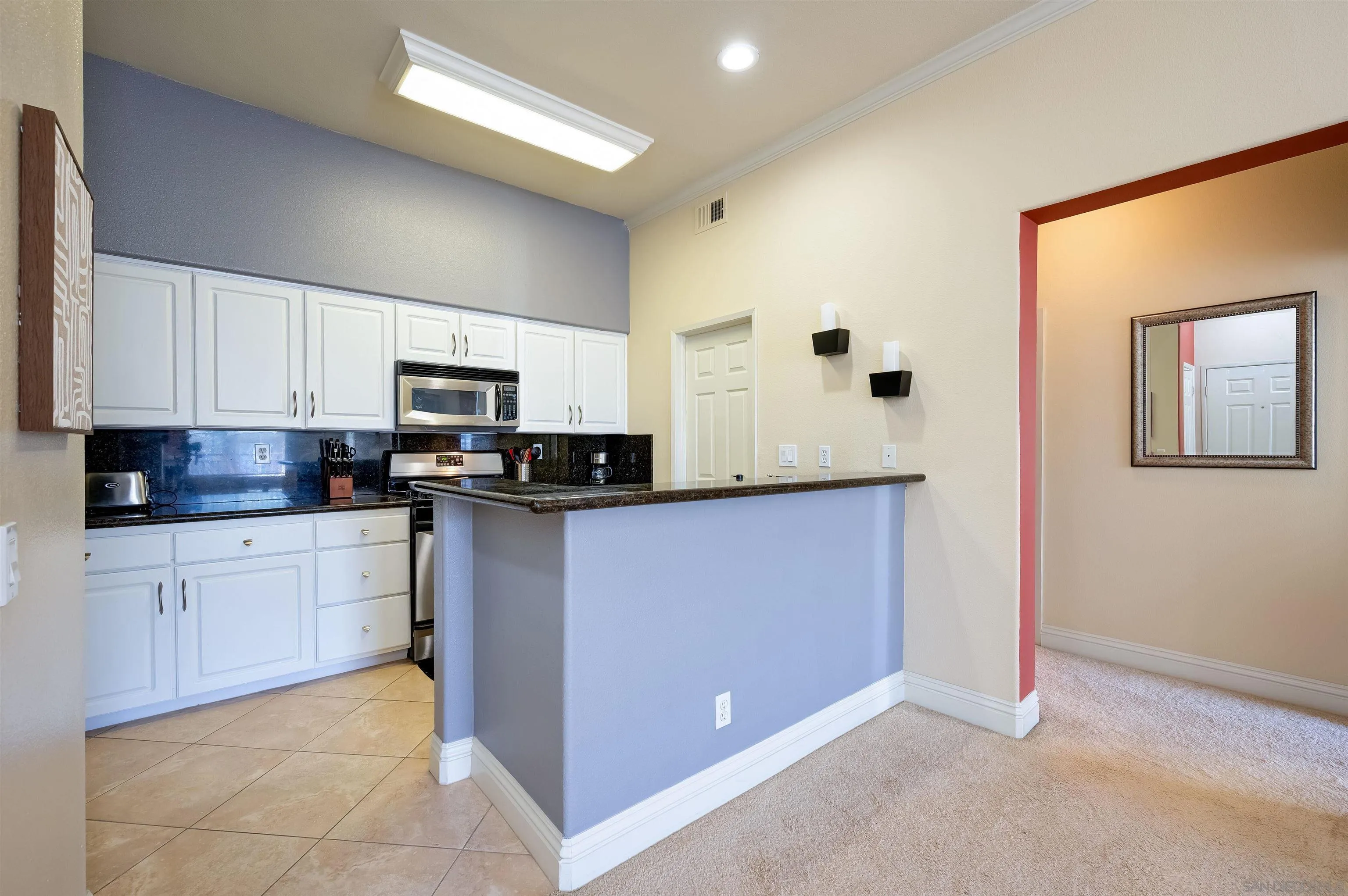 https://cdn.realtyfeed.com/cdn/127/250041059/2593e85b457e4b6f48a522f64e15ada7.webp