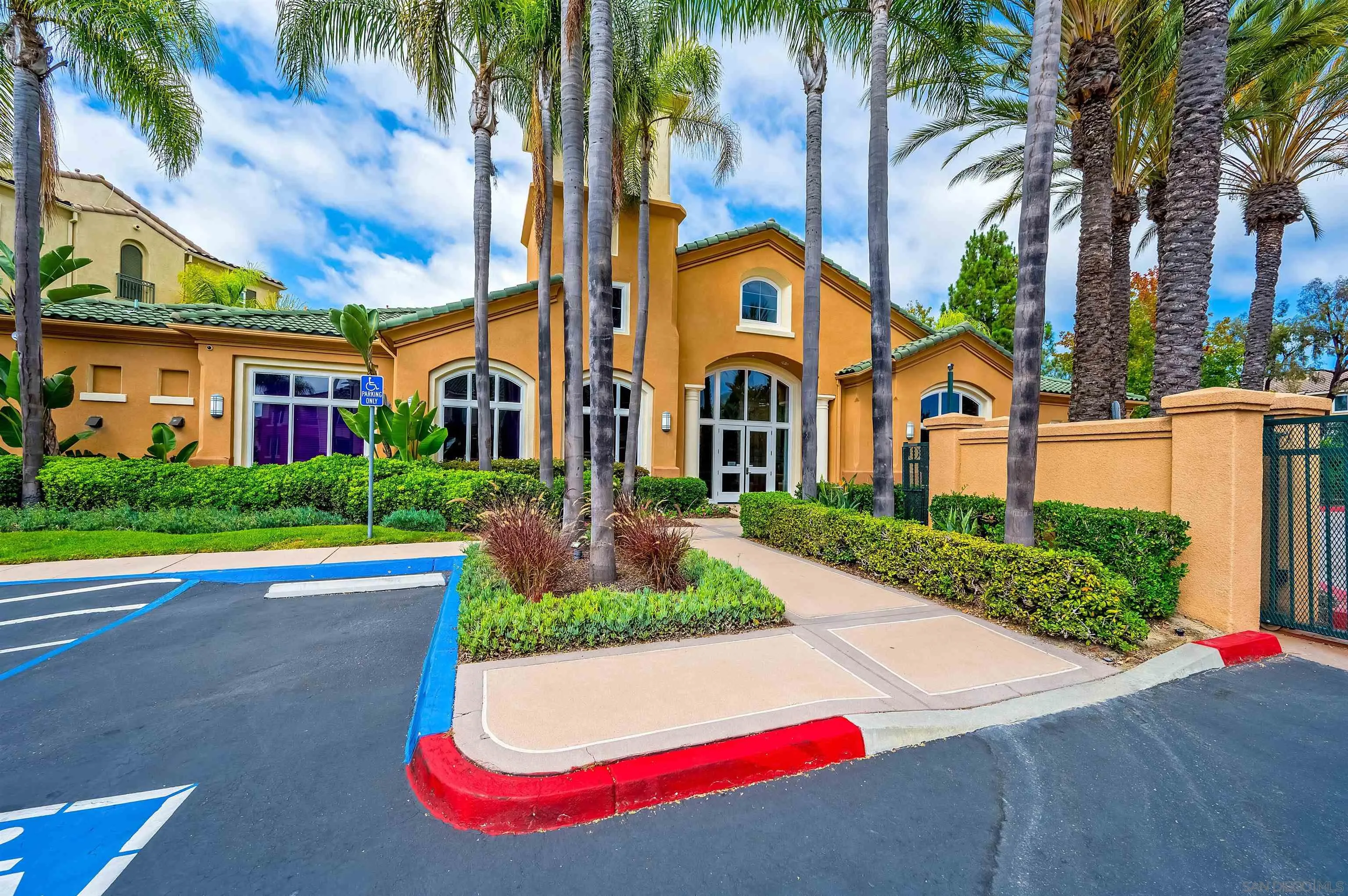 https://cdn.realtyfeed.com/cdn/127/250041059/5dc5b7bea5e67dc16611adefdad5472c.webp