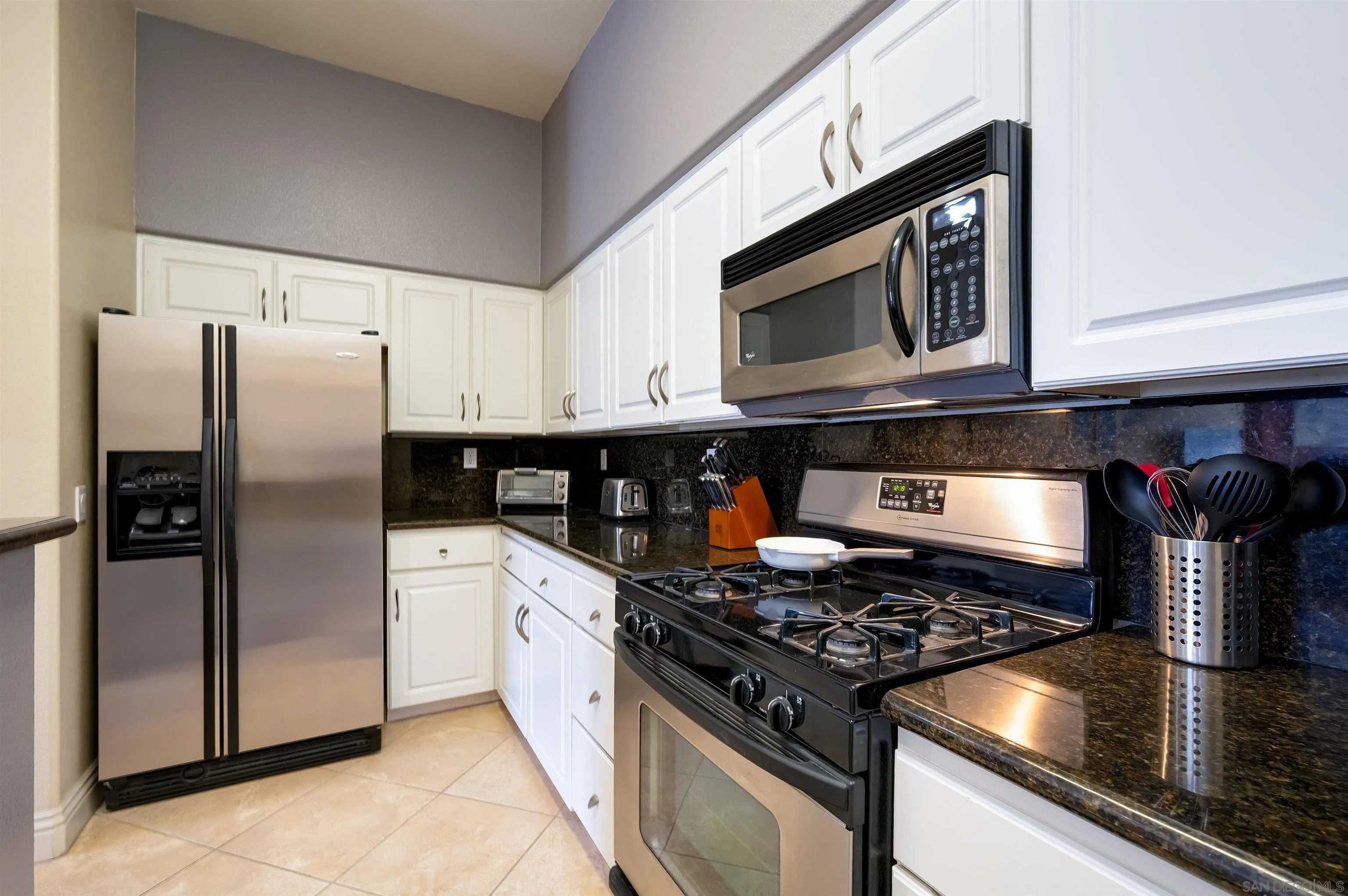https://cdn.realtyfeed.com/cdn/127/250041059/8dc2910c8a795dcbe4edec50efd346c5.webp