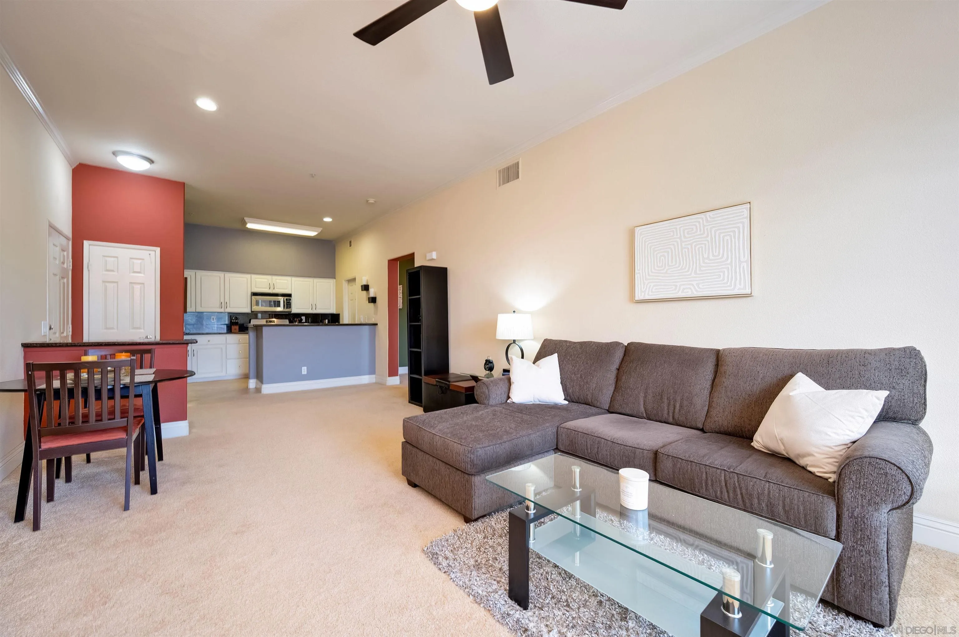 https://cdn.realtyfeed.com/cdn/127/250041059/eef32c8d6dc12c5f5376b0d844e23d7b.webp
