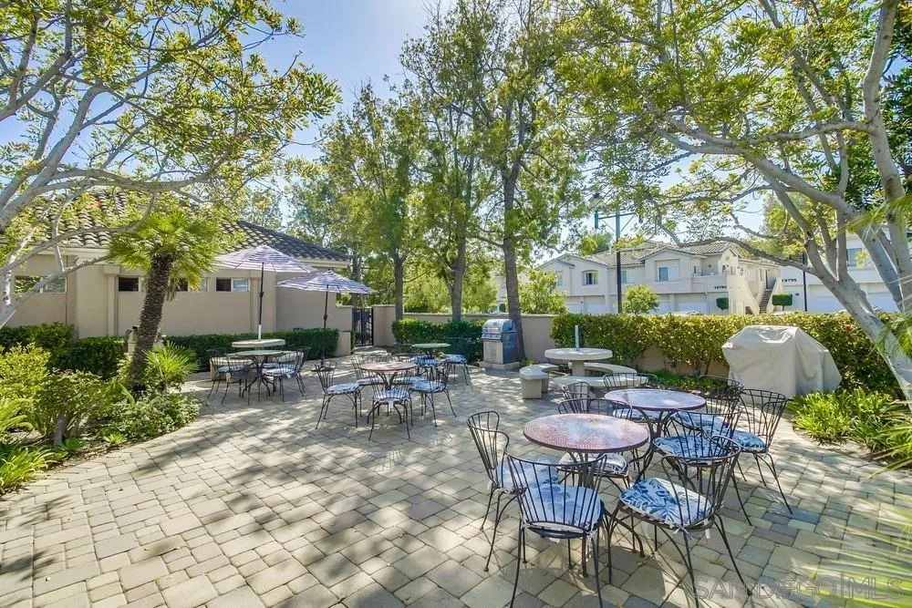 https://cdn.realtyfeed.com/cdn/127/250041061/c4ca0836c2fb00581c0b2c492de443d6.webp