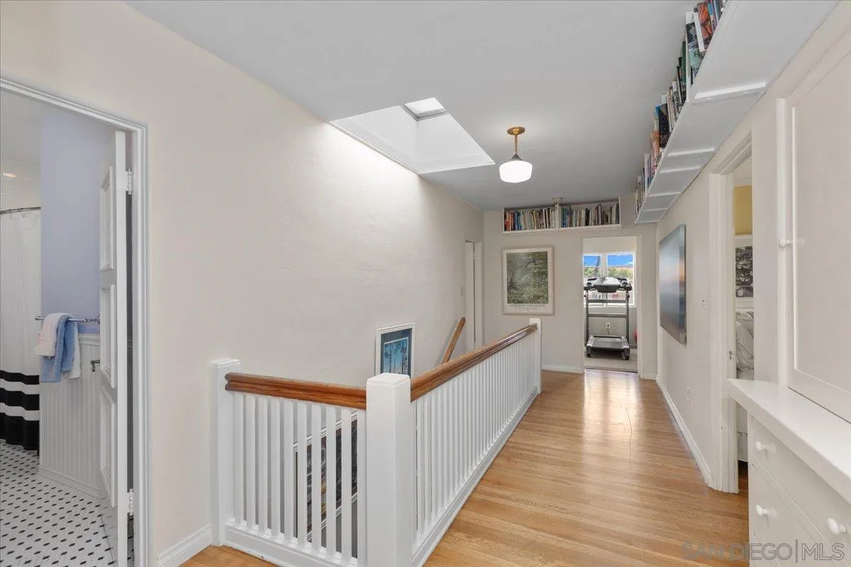 https://cdn.realtyfeed.com/cdn/127/250041062/5d59406a79f9a633aa33190ecb0150f2.webp