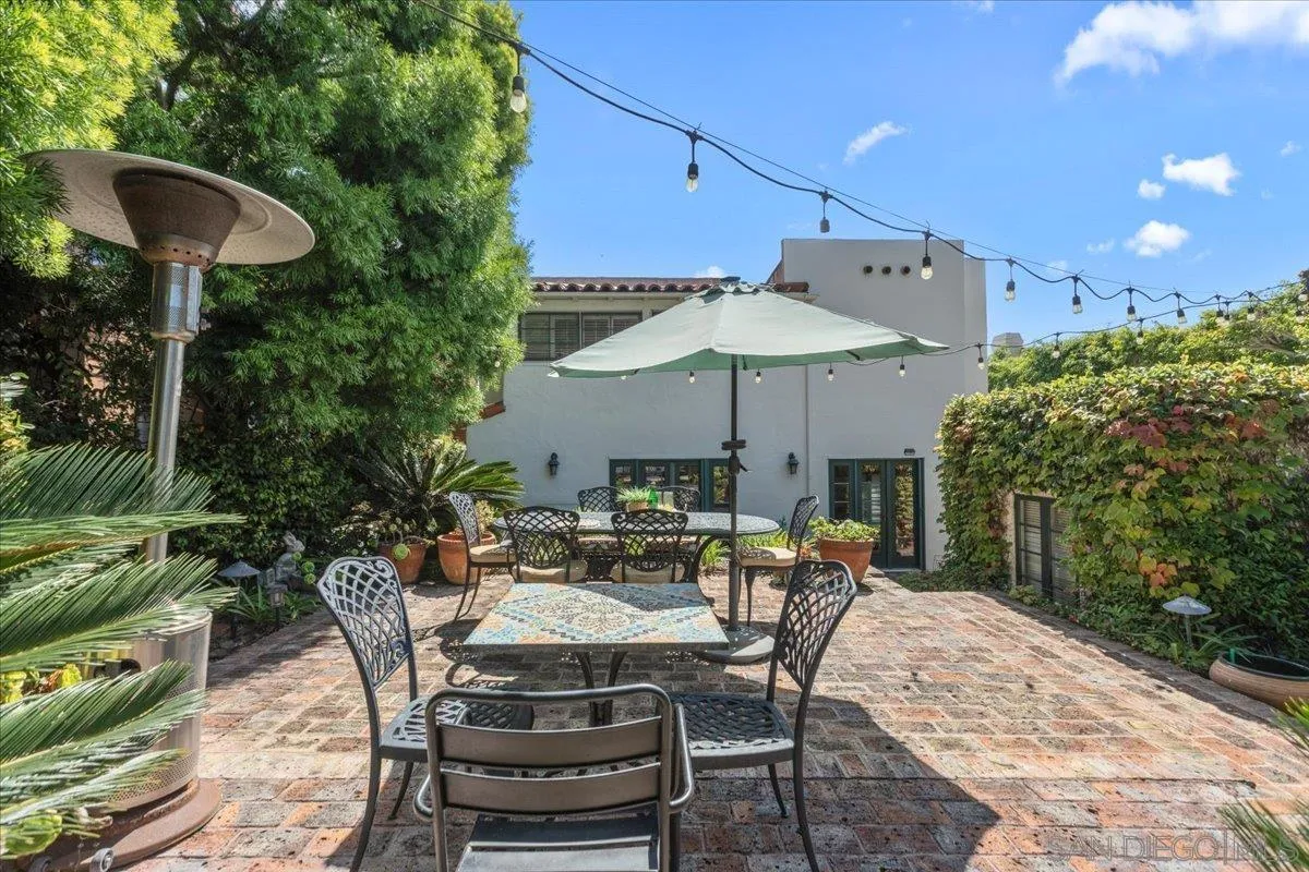 https://cdn.realtyfeed.com/cdn/127/250041062/a713966a5569d2cc86bfe7c838606d0b.webp