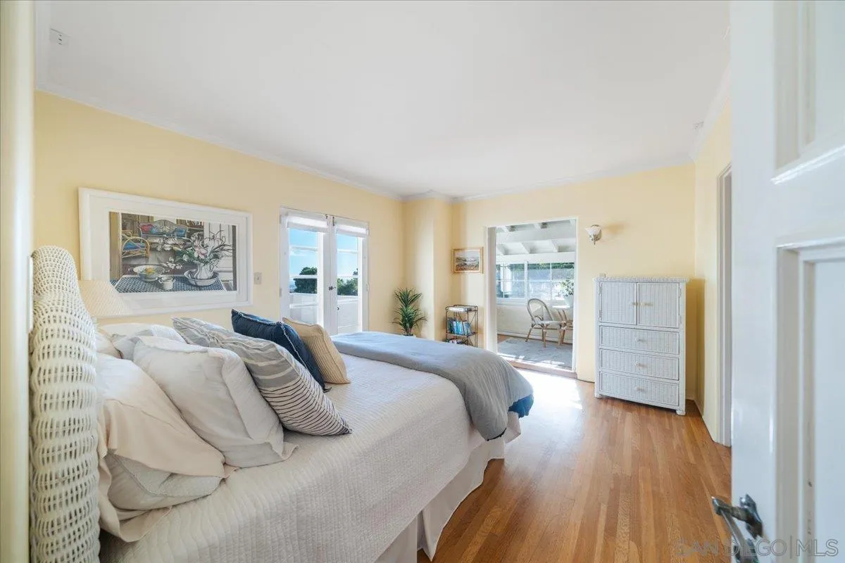 https://cdn.realtyfeed.com/cdn/127/250041062/f615d45bc9e8a8ae1ff5a037e3e4503d.webp