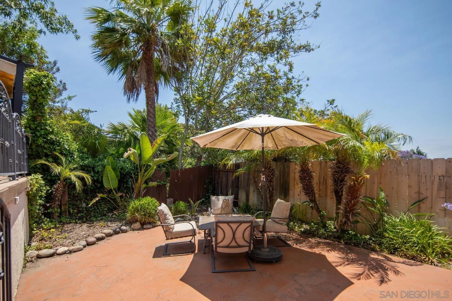 https://cdn.realtyfeed.com/cdn/127/250041063/30682ddfbaf83f7ac737f27b0e5a3166.webp