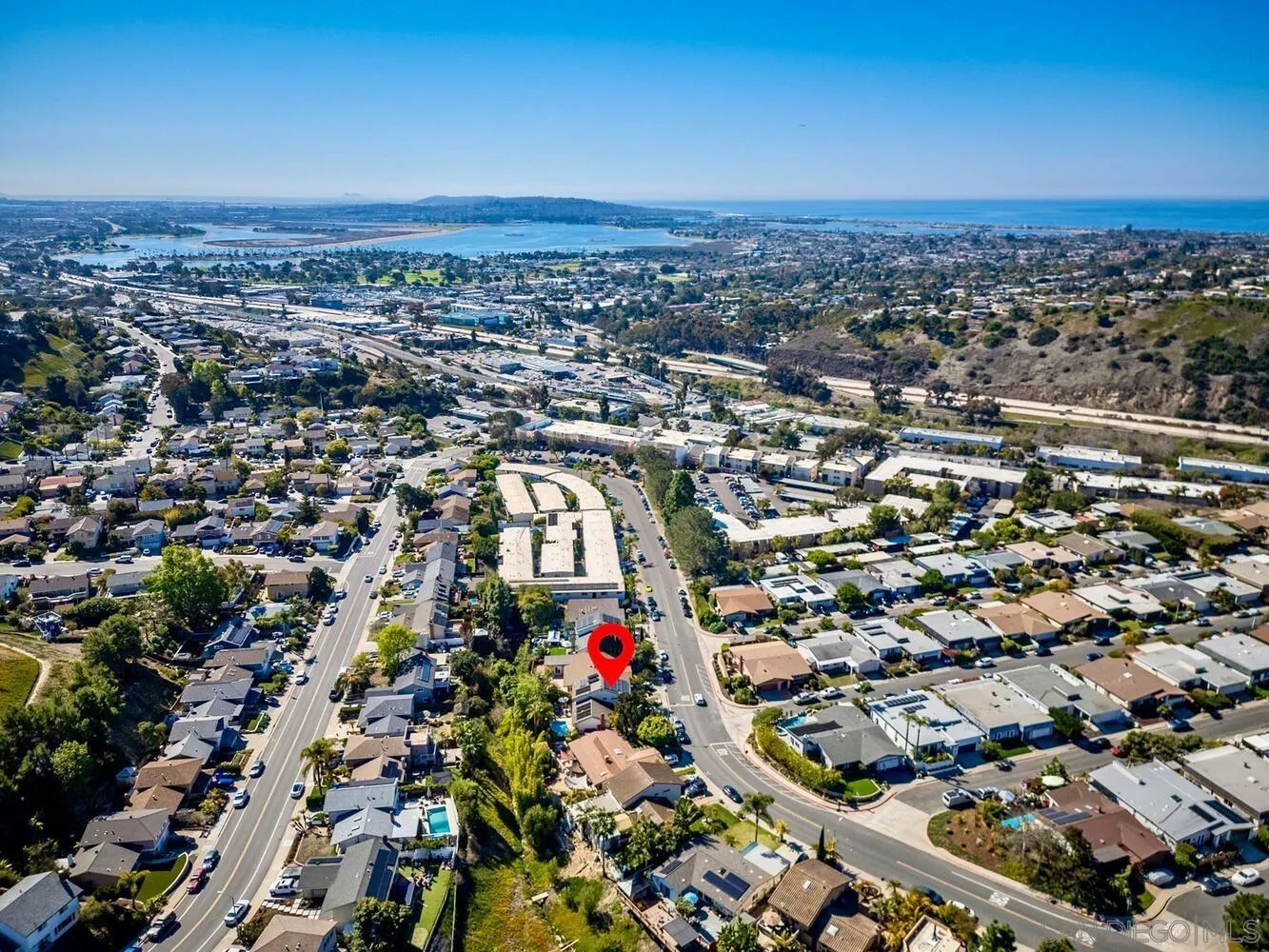 https://cdn.realtyfeed.com/cdn/127/250041063/b704ba8cfc54c428f48452a1d881a7f5.webp