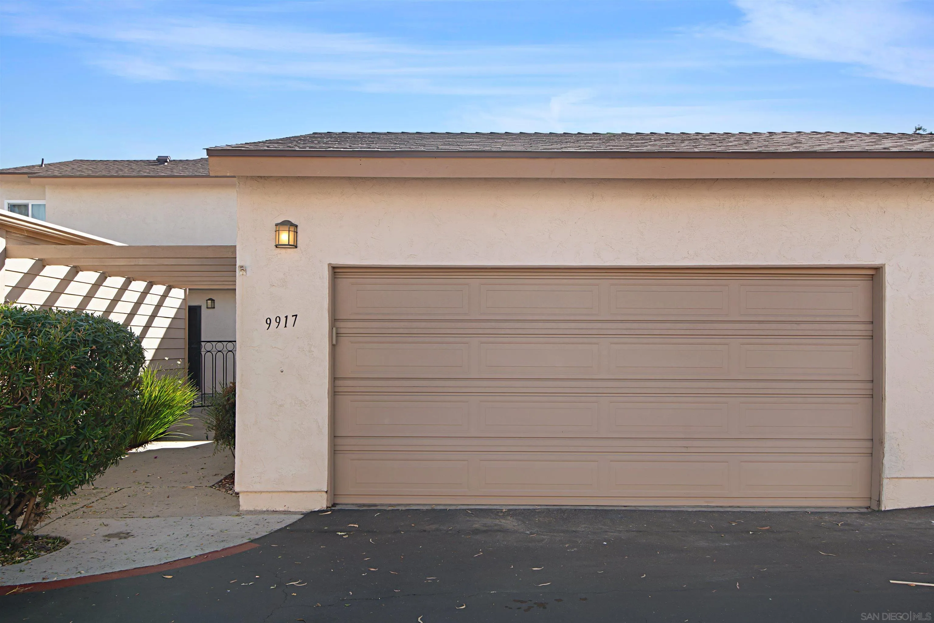 https://cdn.realtyfeed.com/cdn/127/250041064/4e704d8d7e6cc3e8e2e641593fb83b3f.webp