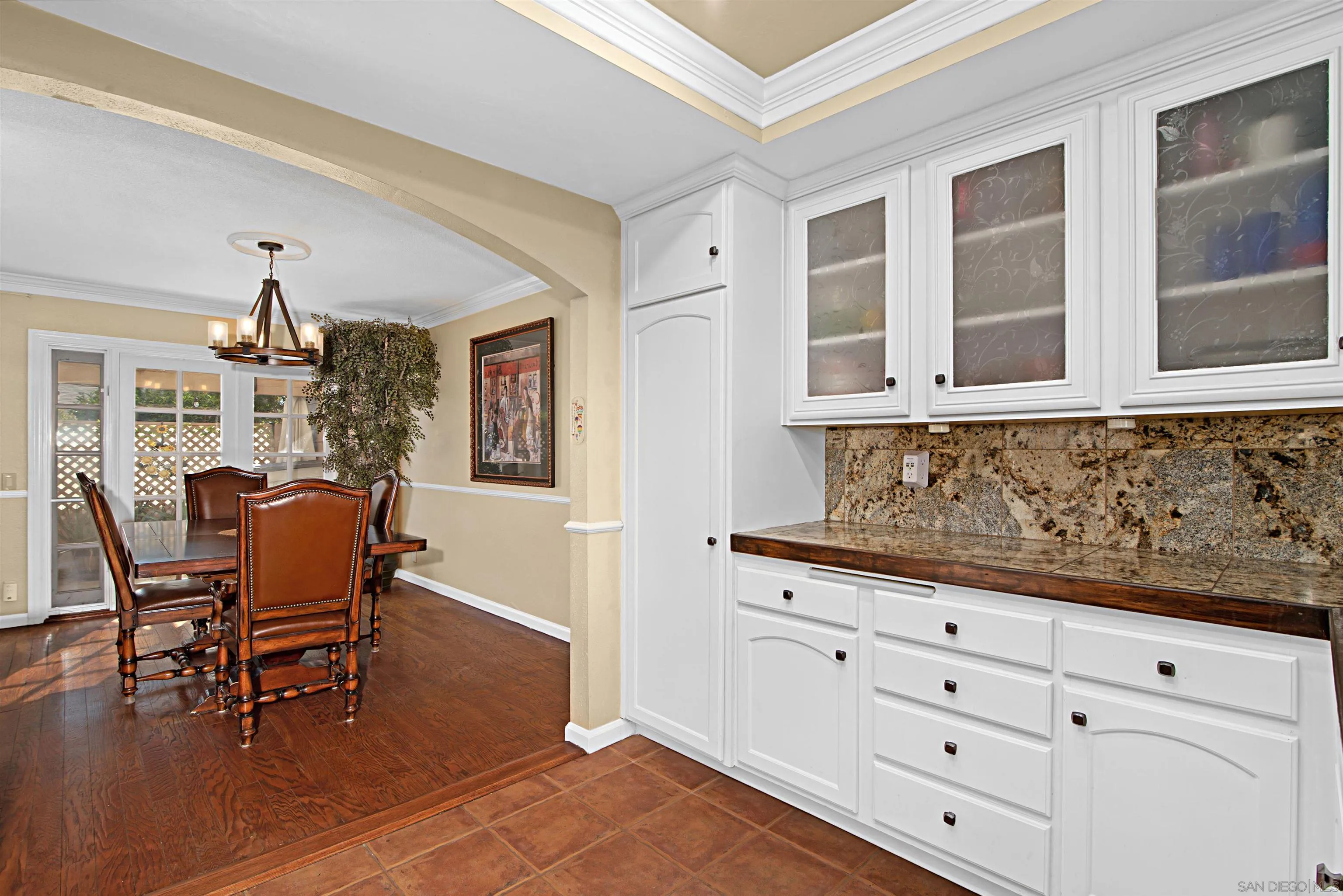https://cdn.realtyfeed.com/cdn/127/250041064/b0d43cebb05bbd0eb49d3644e270f207.webp
