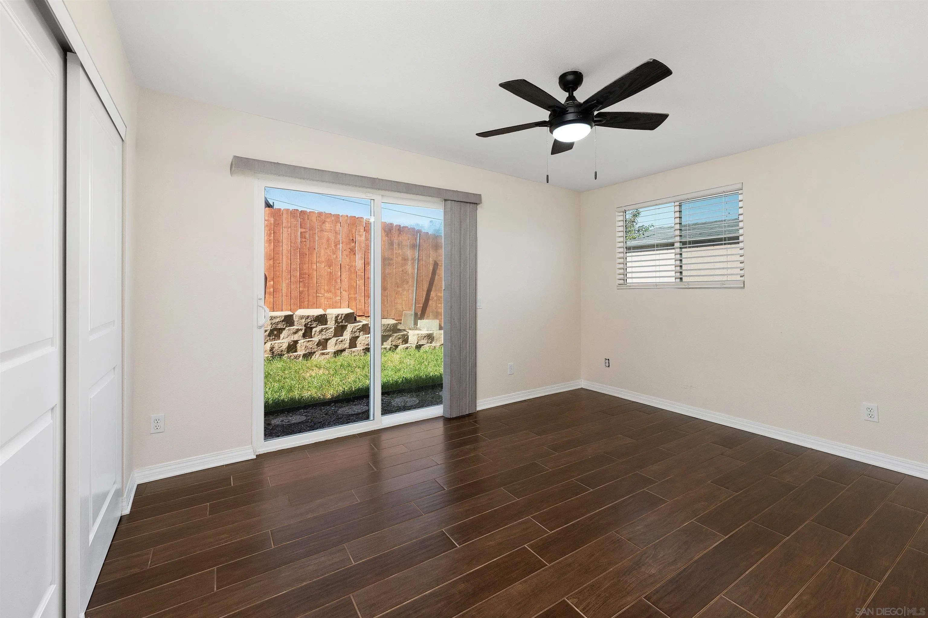 https://cdn.realtyfeed.com/cdn/127/250041066/3bc6d356504ee123b7f3b233ac822e8d.webp