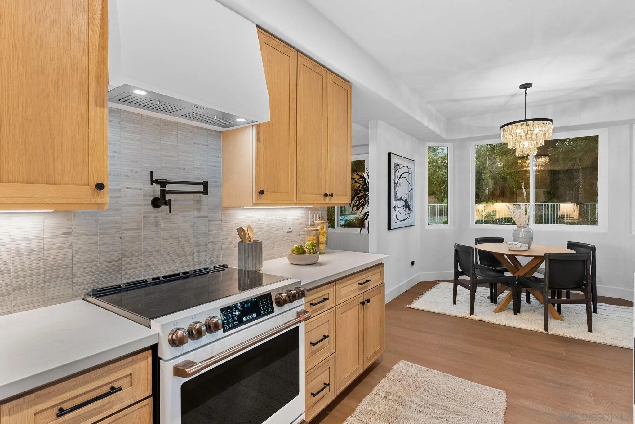 https://cdn.realtyfeed.com/cdn/127/250041067/d8367d3ef44a1c111aaf34ae9ca4f4a6.webp