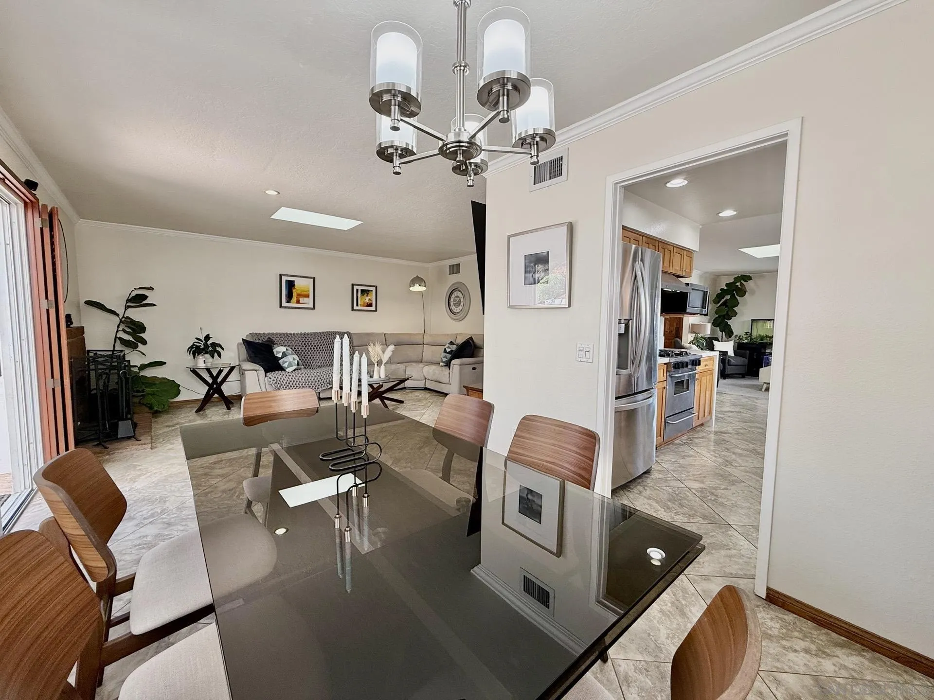 https://cdn.realtyfeed.com/cdn/127/250041070/e30acab32a2b6e845e6b969285e4a868.webp