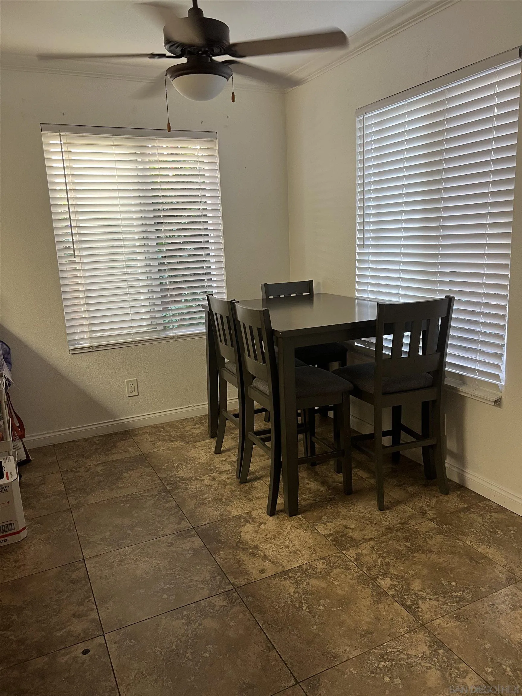 Photo #2: 250041071 Listing 