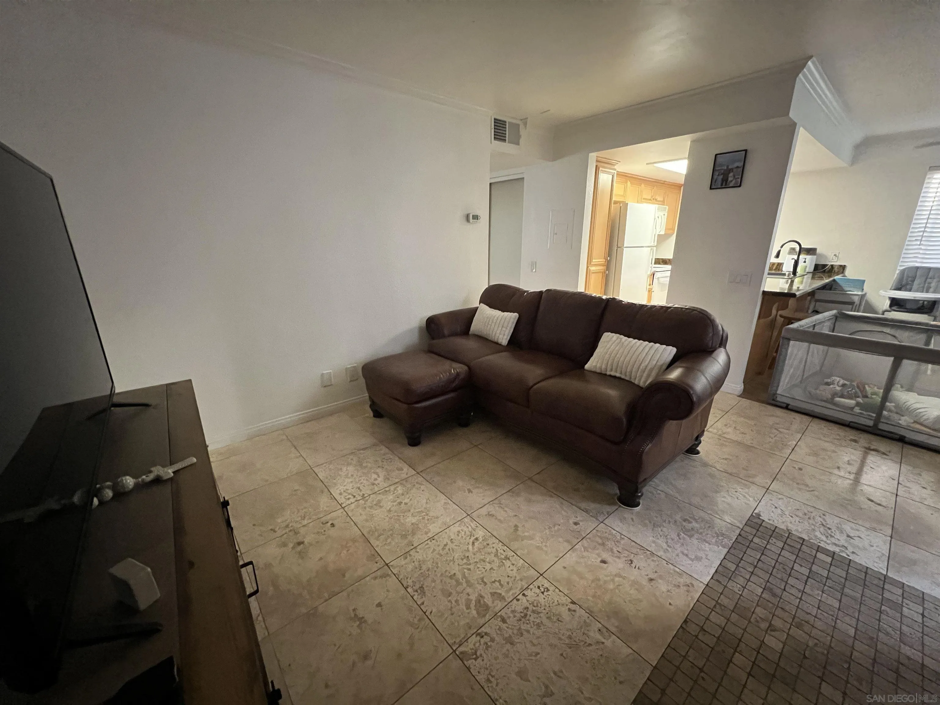 Photo #6: 250041071 Listing 