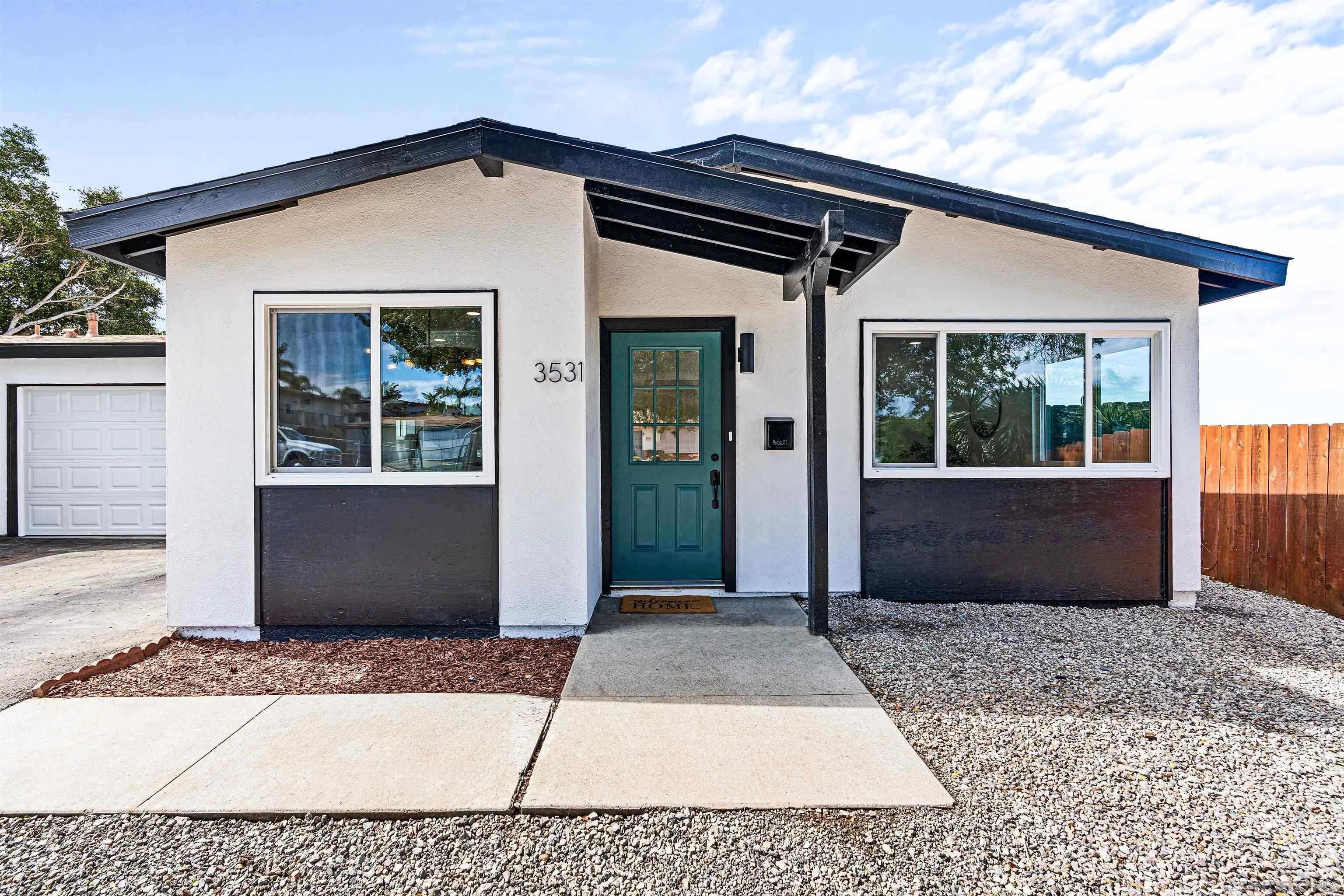 https://cdn.realtyfeed.com/cdn/127/250041080/3d2e355f4947f78f549bdc223f7c5a40.webp