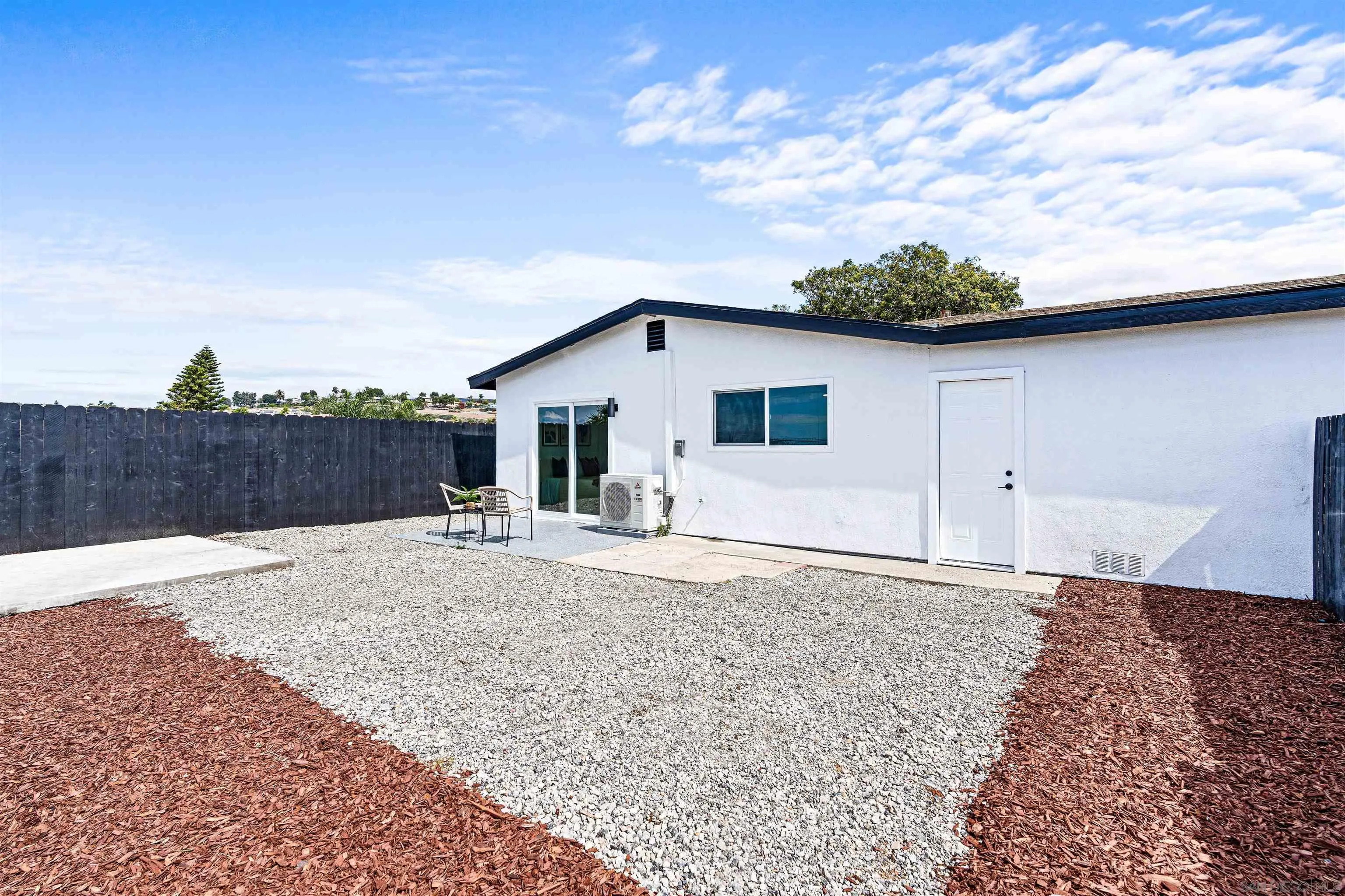 https://cdn.realtyfeed.com/cdn/127/250041080/7ae4ce7fe76f2922de6aaf8febd03d87.webp