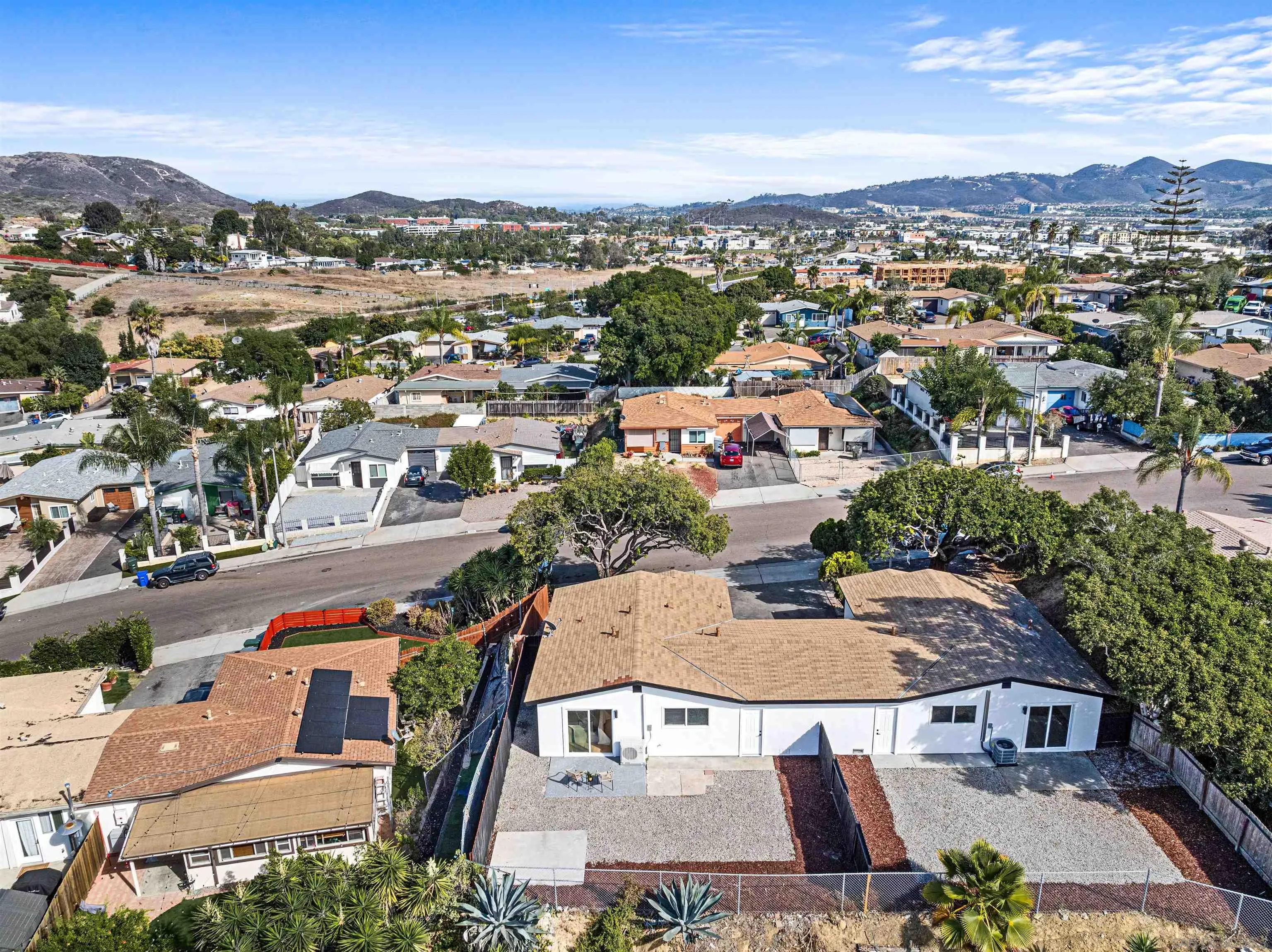 https://cdn.realtyfeed.com/cdn/127/250041080/88598230fac7dea9ba51be1215cbd3c9.webp