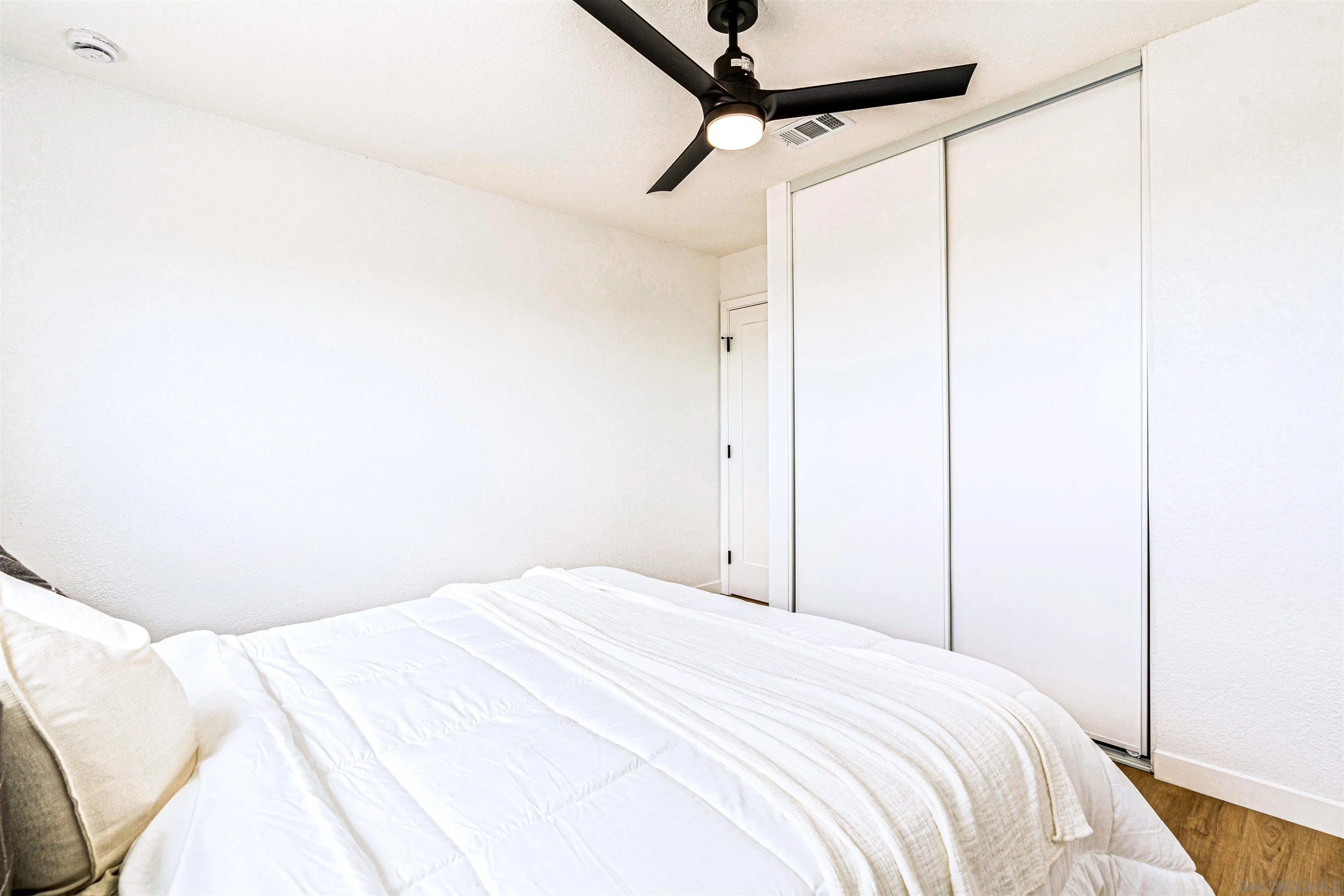 https://cdn.realtyfeed.com/cdn/127/250041080/a315cc248e6370e1abe4b7ce74ec1b5b.webp