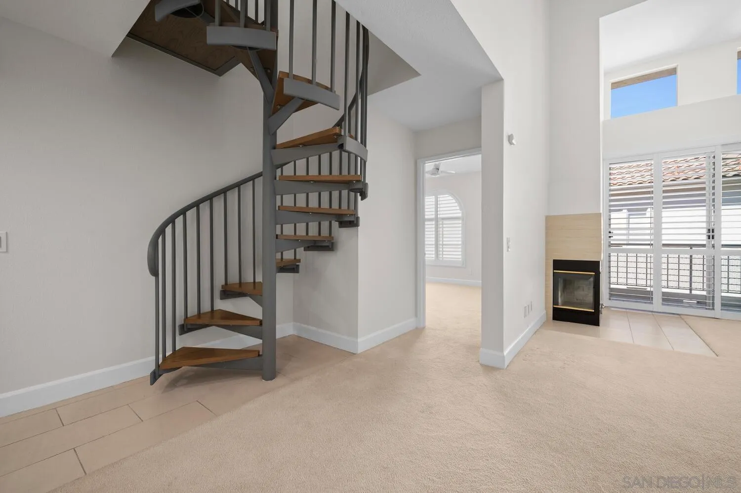 https://cdn.realtyfeed.com/cdn/127/250041088/078fb48bacec7eaa739dfea4ddbc9581.webp