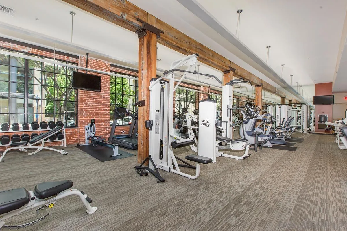 https://cdn.realtyfeed.com/cdn/127/250041089/3f6a72f96e2b5794b0ba900c07572a2d.webp
