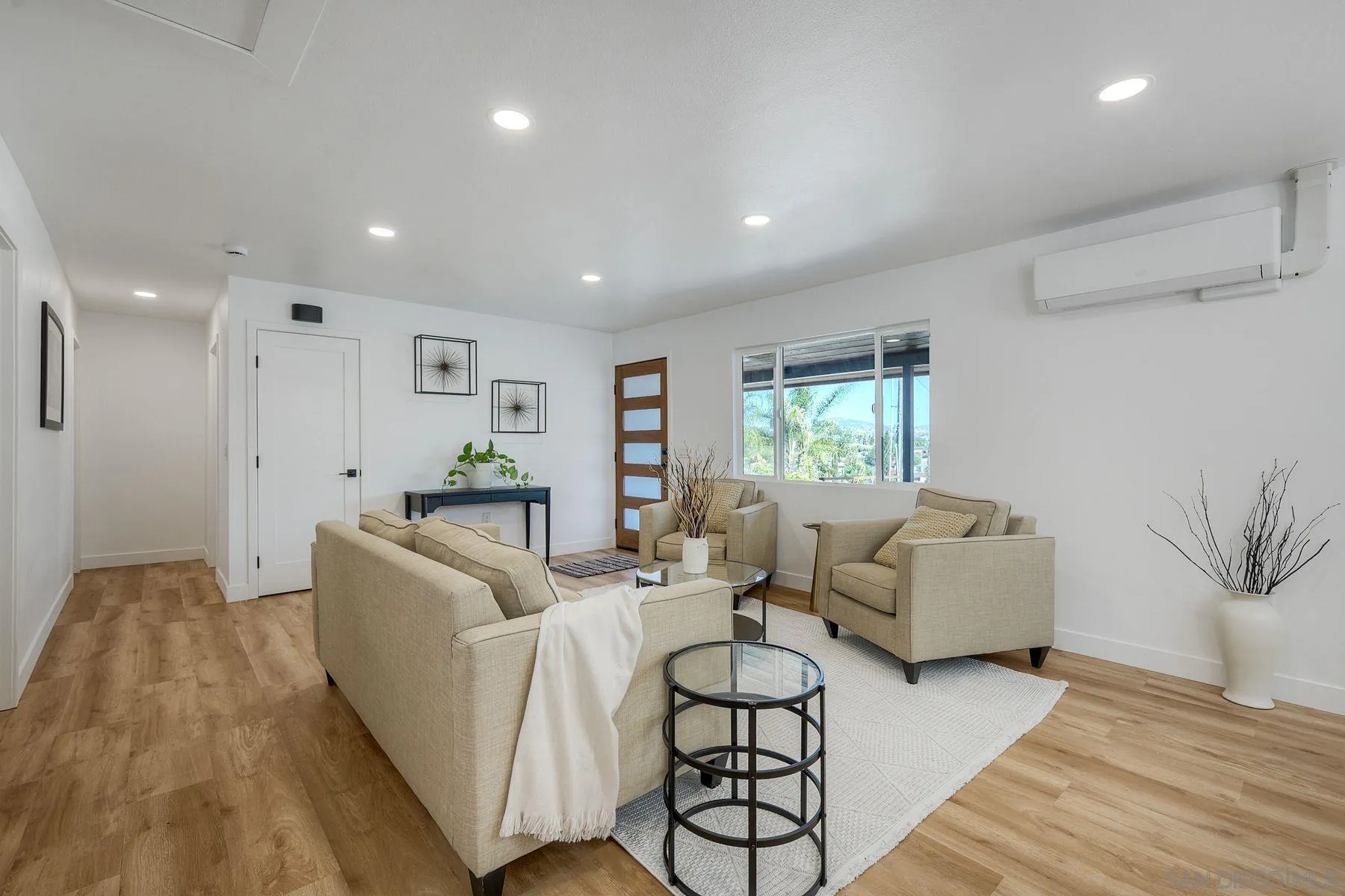 https://cdn.realtyfeed.com/cdn/127/250041090/d2e971c7d39720bc3198d4801f38caa8.webp