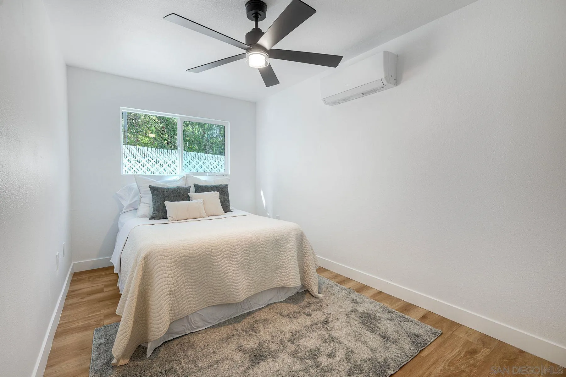 https://cdn.realtyfeed.com/cdn/127/250041090/e5fdc0f26d22db66c0ac22219310eac1.webp