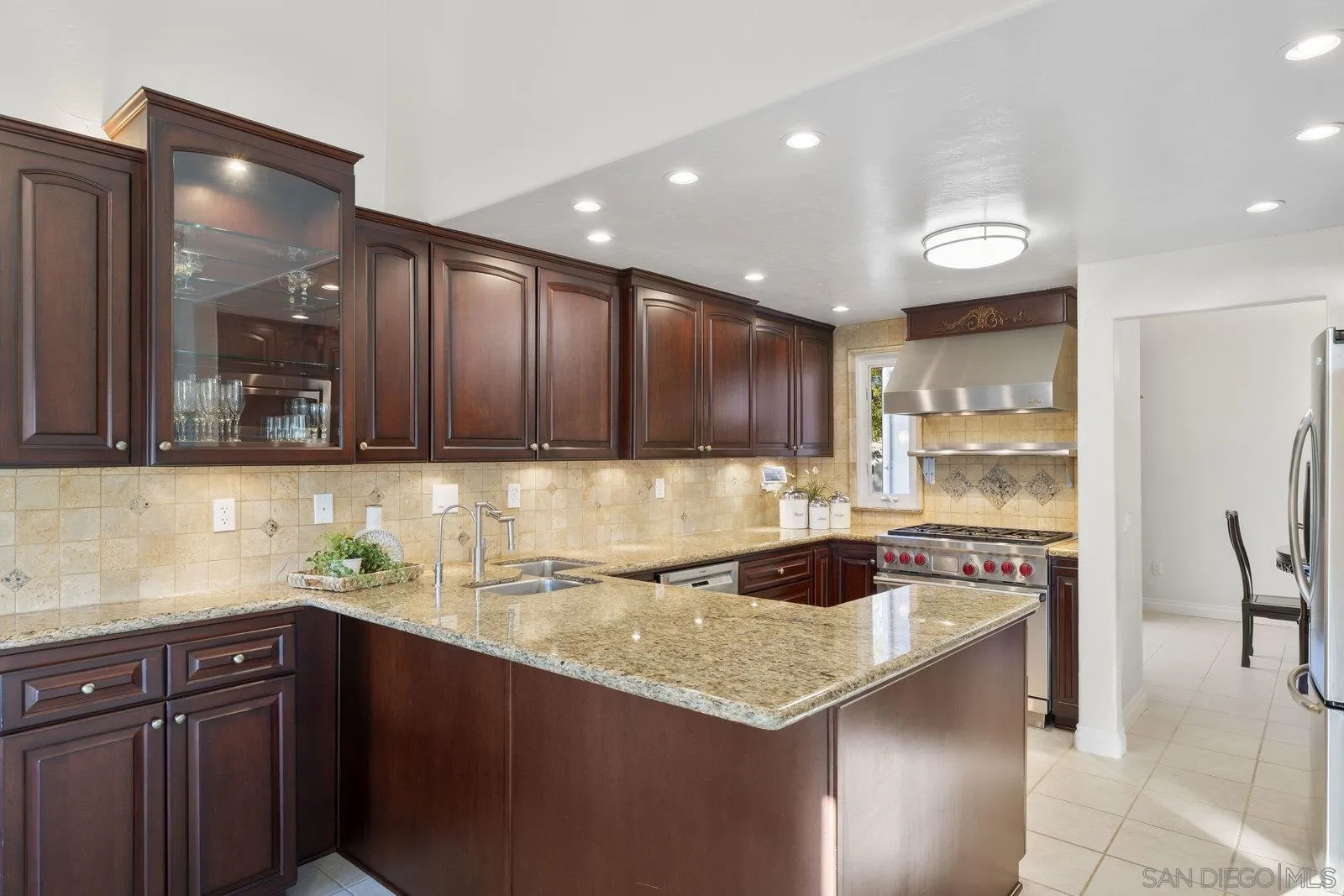 https://cdn.realtyfeed.com/cdn/127/250041091/5b82e07ce0b9f2213f7fc7d8edfada93.webp