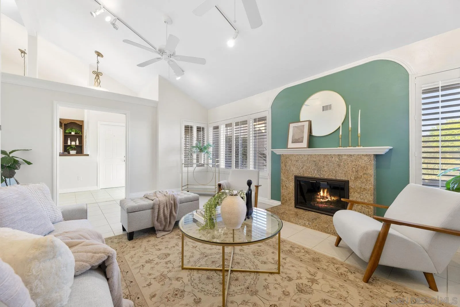 https://cdn.realtyfeed.com/cdn/127/250041091/dbf12b31f583db2e1663e5e48c849a5f.webp