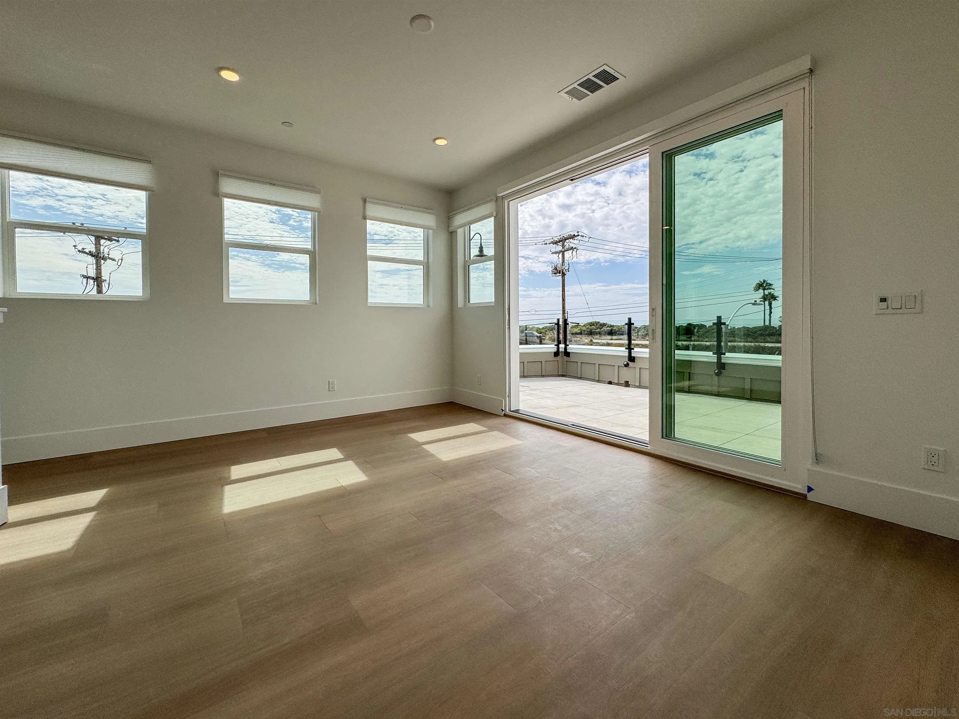 7290 Ponto Drive UNIT 7302, Carlsbad, CA, 92011