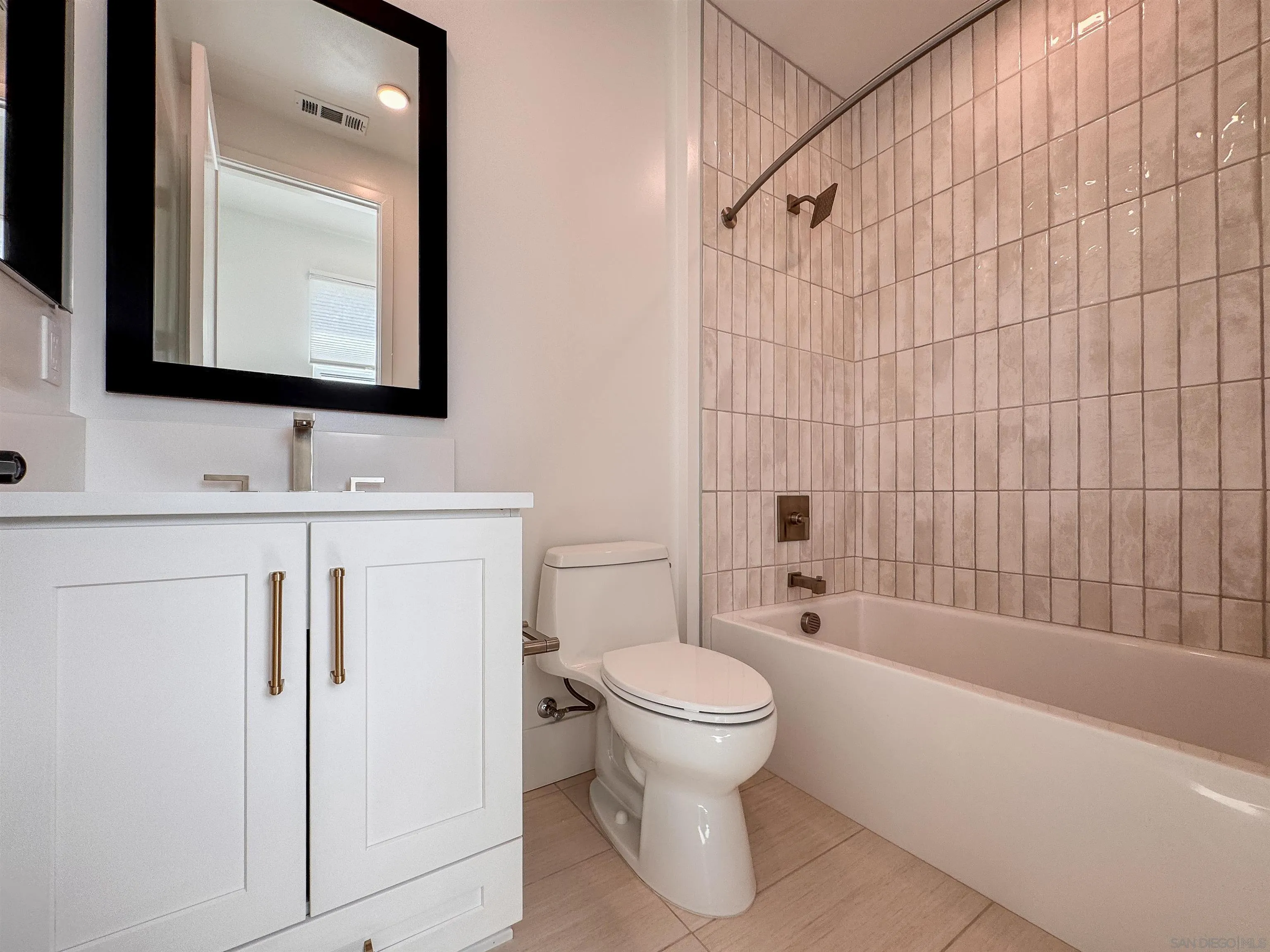7290 Ponto Drive UNIT 7302, Carlsbad, CA, 92011