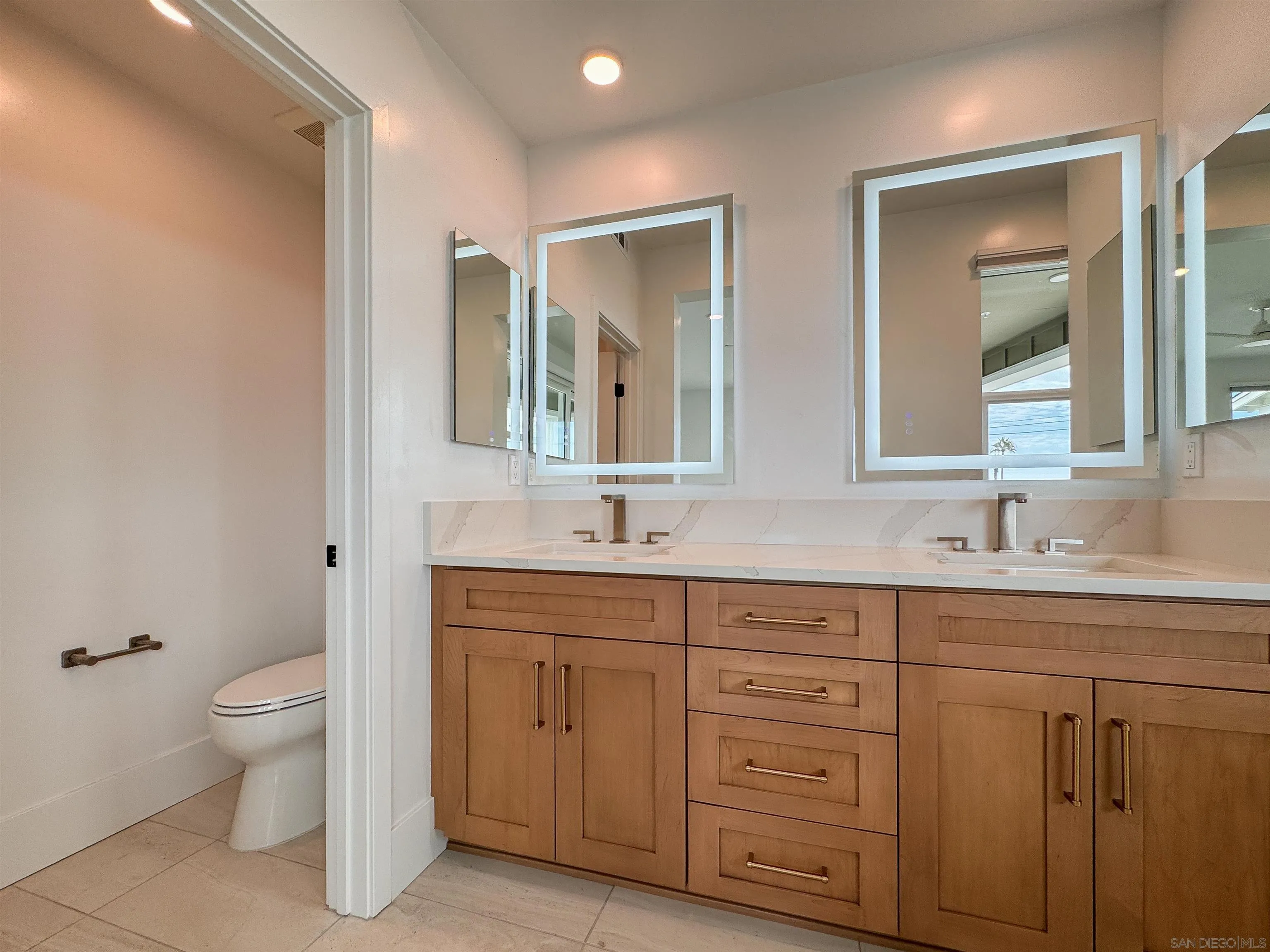 7290 Ponto Drive UNIT 7302, Carlsbad, CA, 92011