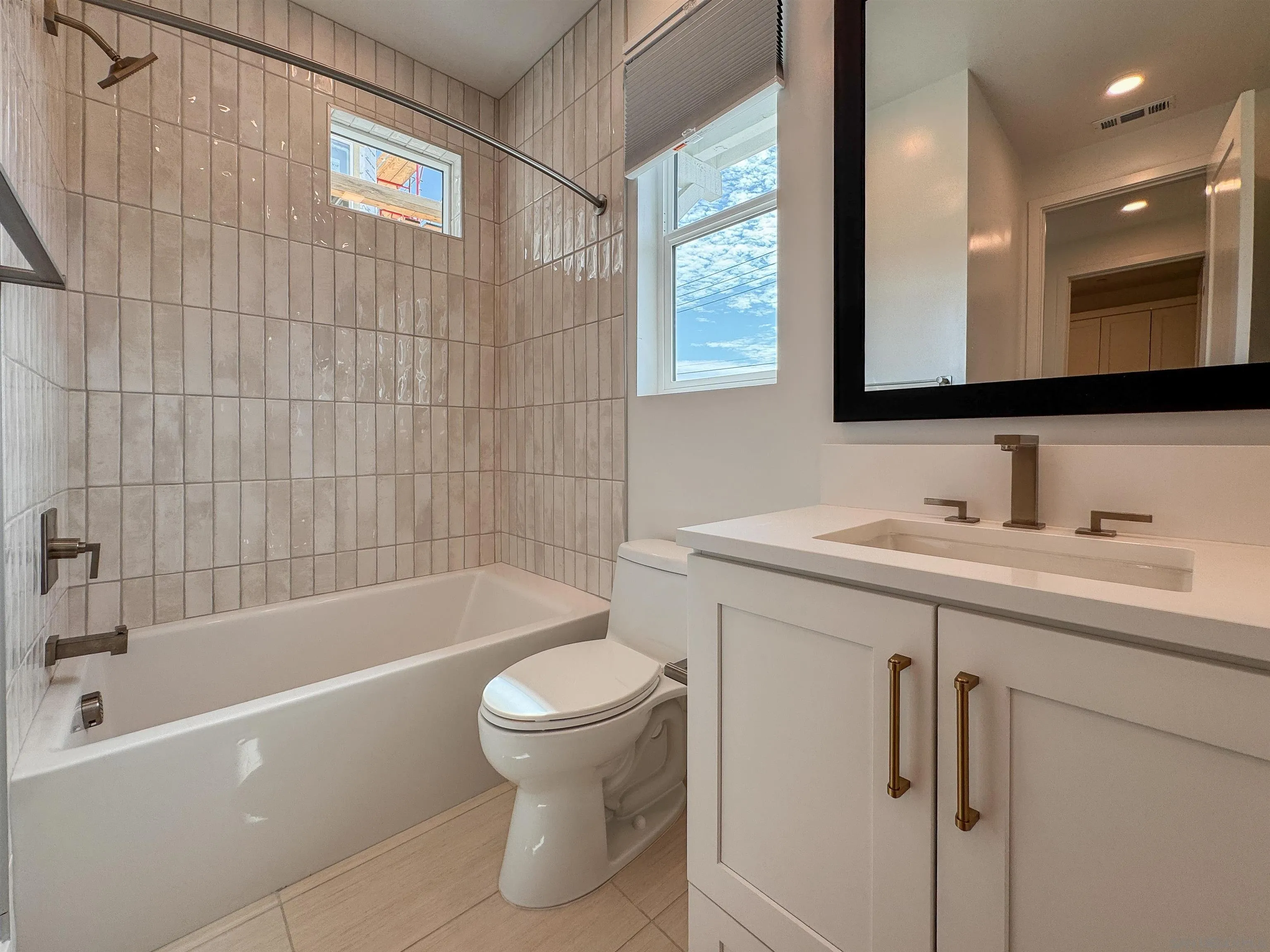 7290 Ponto Drive UNIT 7302, Carlsbad, CA, 92011