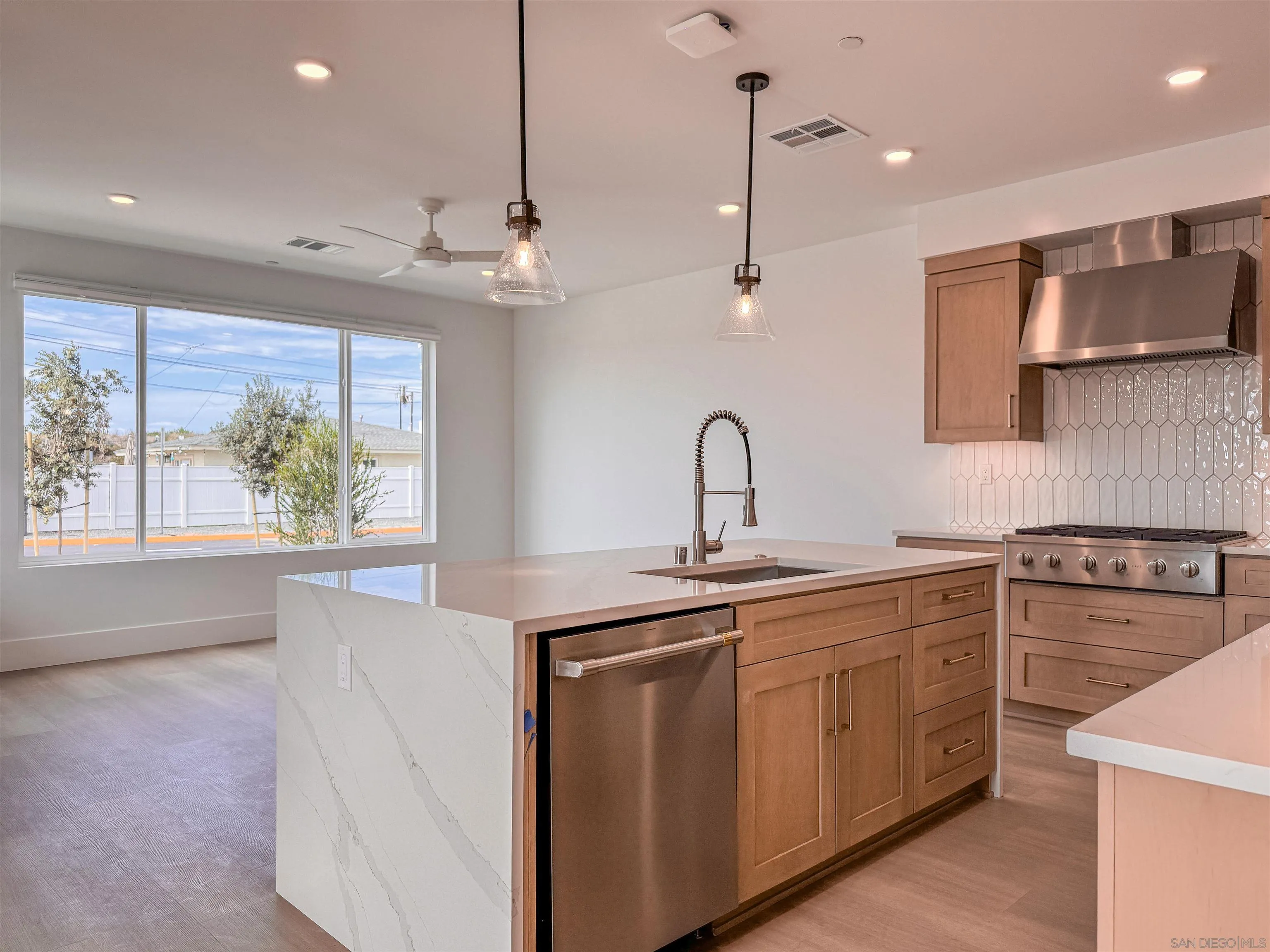 7290 Ponto Drive UNIT 7302, Carlsbad, CA, 92011