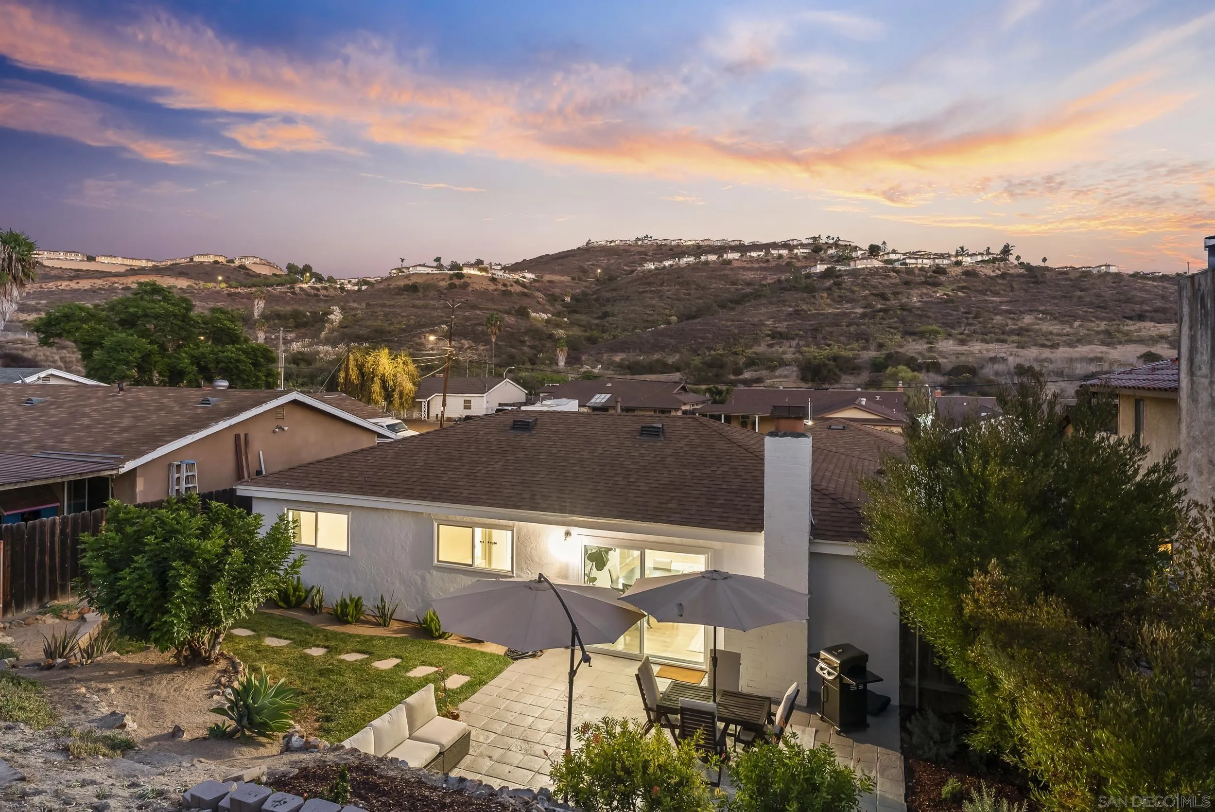 https://cdn.realtyfeed.com/cdn/127/250041095/4c4bc0b56e1b82f9b8b5c287a2e164e5.webp
