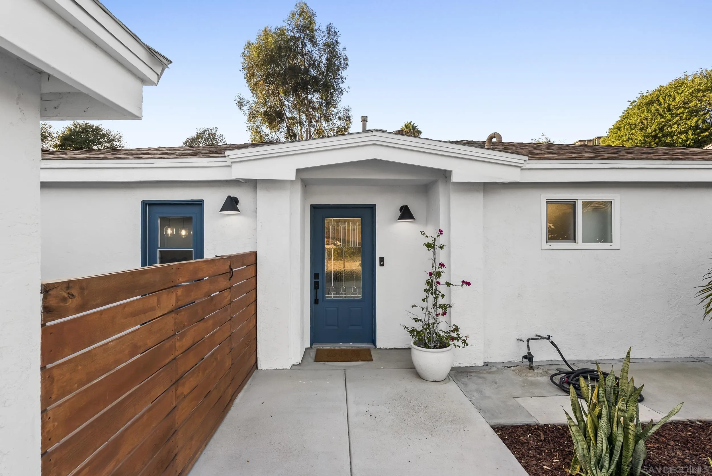 https://cdn.realtyfeed.com/cdn/127/250041095/7d1c04d0cd1f1964cde0c9d3b2942bb9.webp