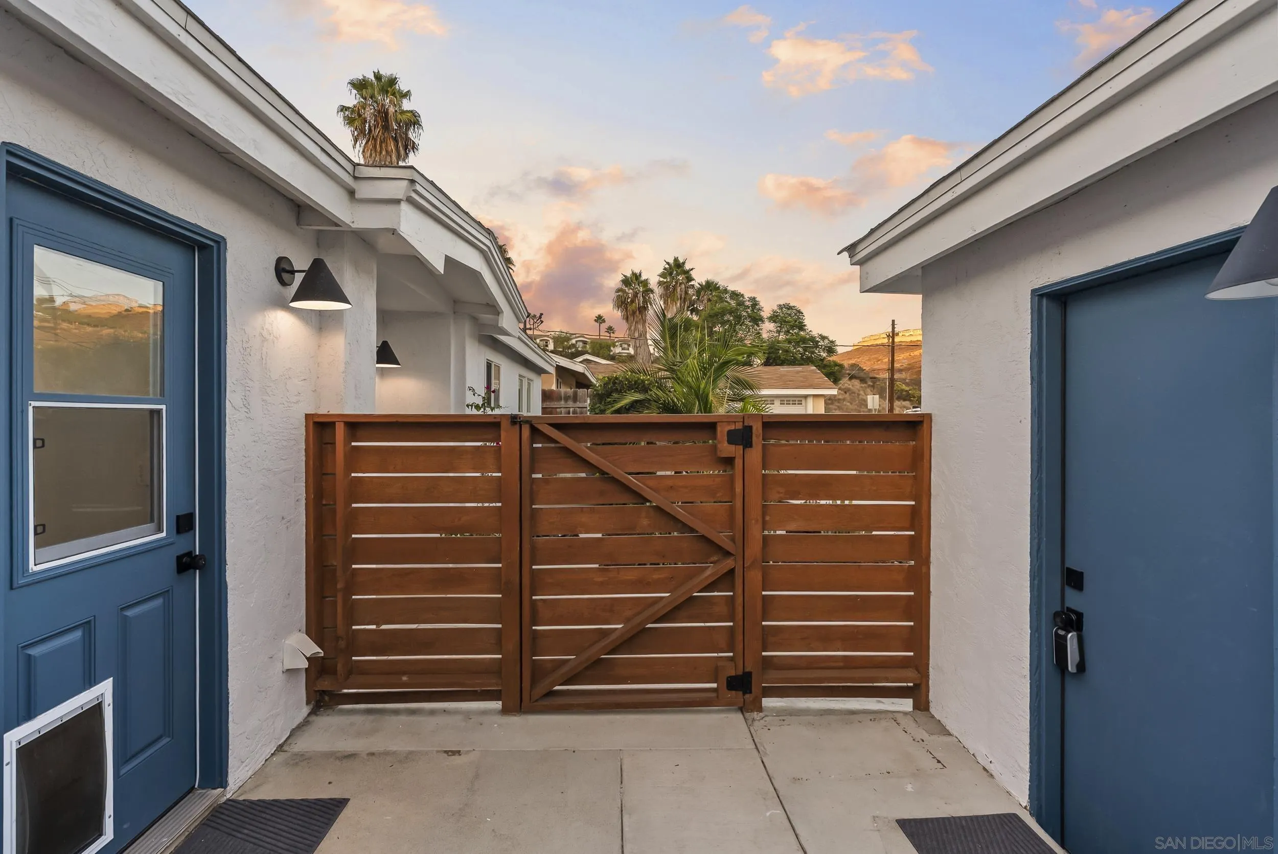 https://cdn.realtyfeed.com/cdn/127/250041095/7ebc03d2bb9f55e46dddecc226c40f44.webp