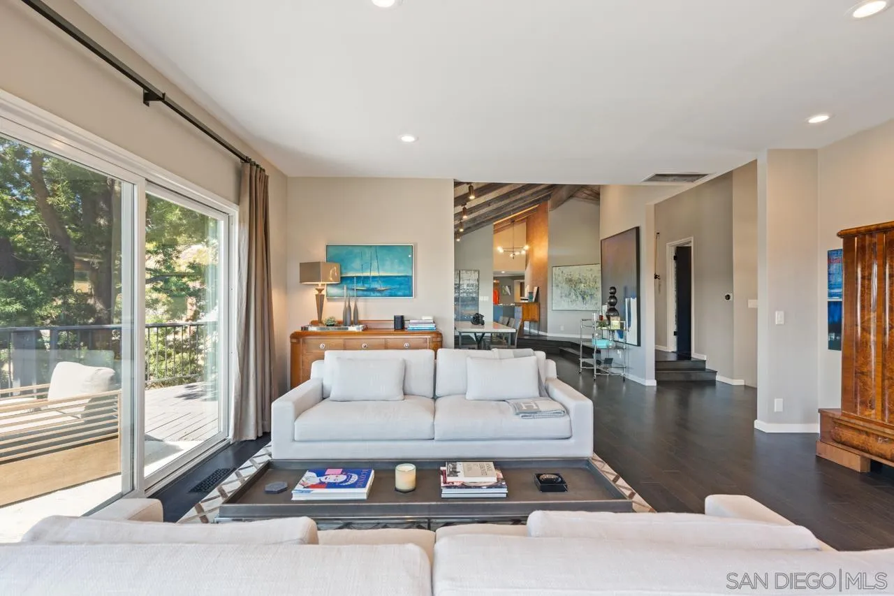 https://cdn.realtyfeed.com/cdn/127/250041097/270e32e386845839e8d82d8578b2f326.webp