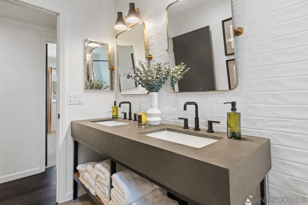 https://cdn.realtyfeed.com/cdn/127/250041097/5aac52a56e348e43cab2c40d7547a97a.webp