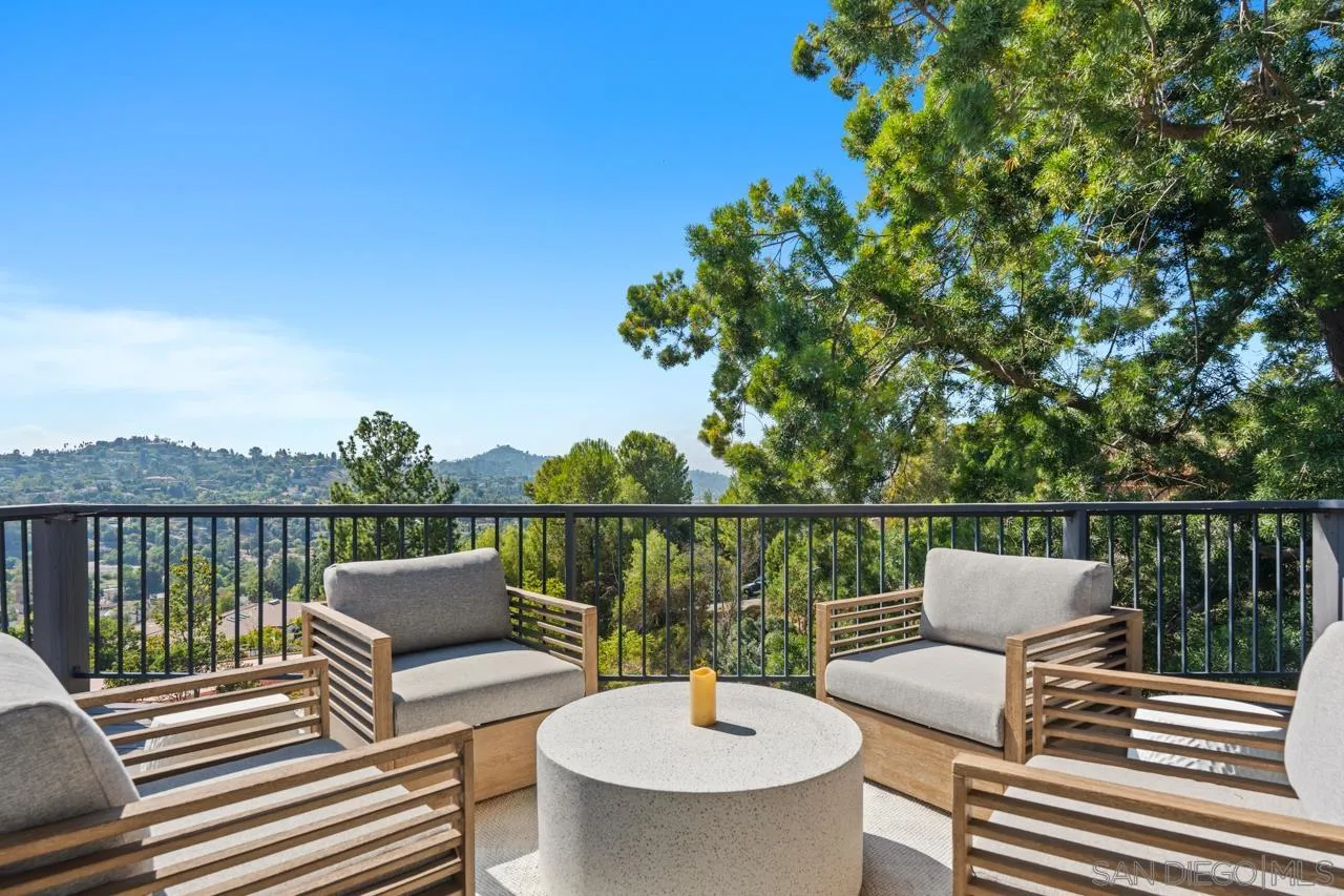 https://cdn.realtyfeed.com/cdn/127/250041097/9d389a541b3db20e72e236e030f3b71c.webp