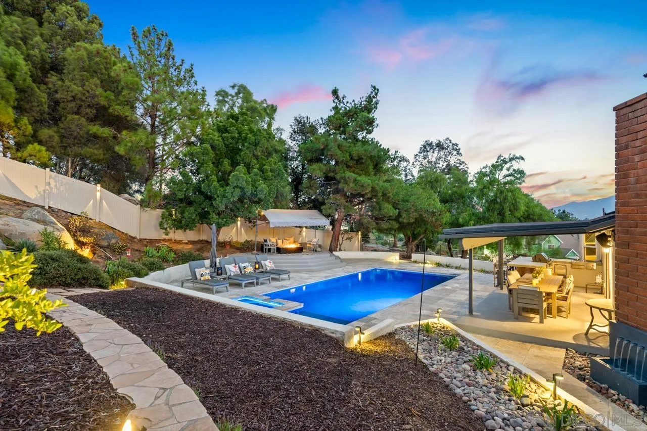https://cdn.realtyfeed.com/cdn/127/250041097/be87c2f0630e6457b48e4ec1314ebf86.webp