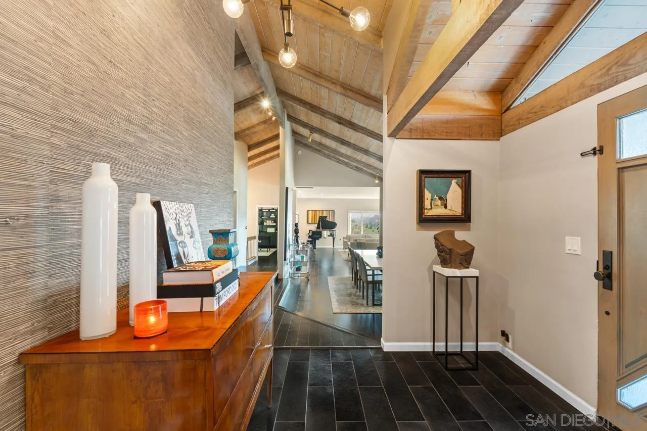 https://cdn.realtyfeed.com/cdn/127/250041097/f423b86e15c87e8f924c9bdfc19c4f9d.webp