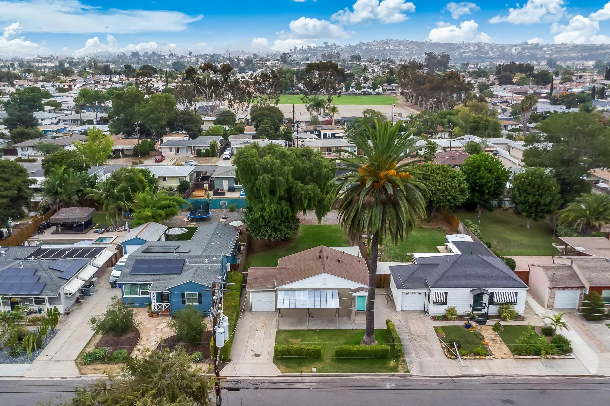 https://cdn.realtyfeed.com/cdn/127/250041101/1ccd49a0dd8caa33b75785f75254aa04.webp