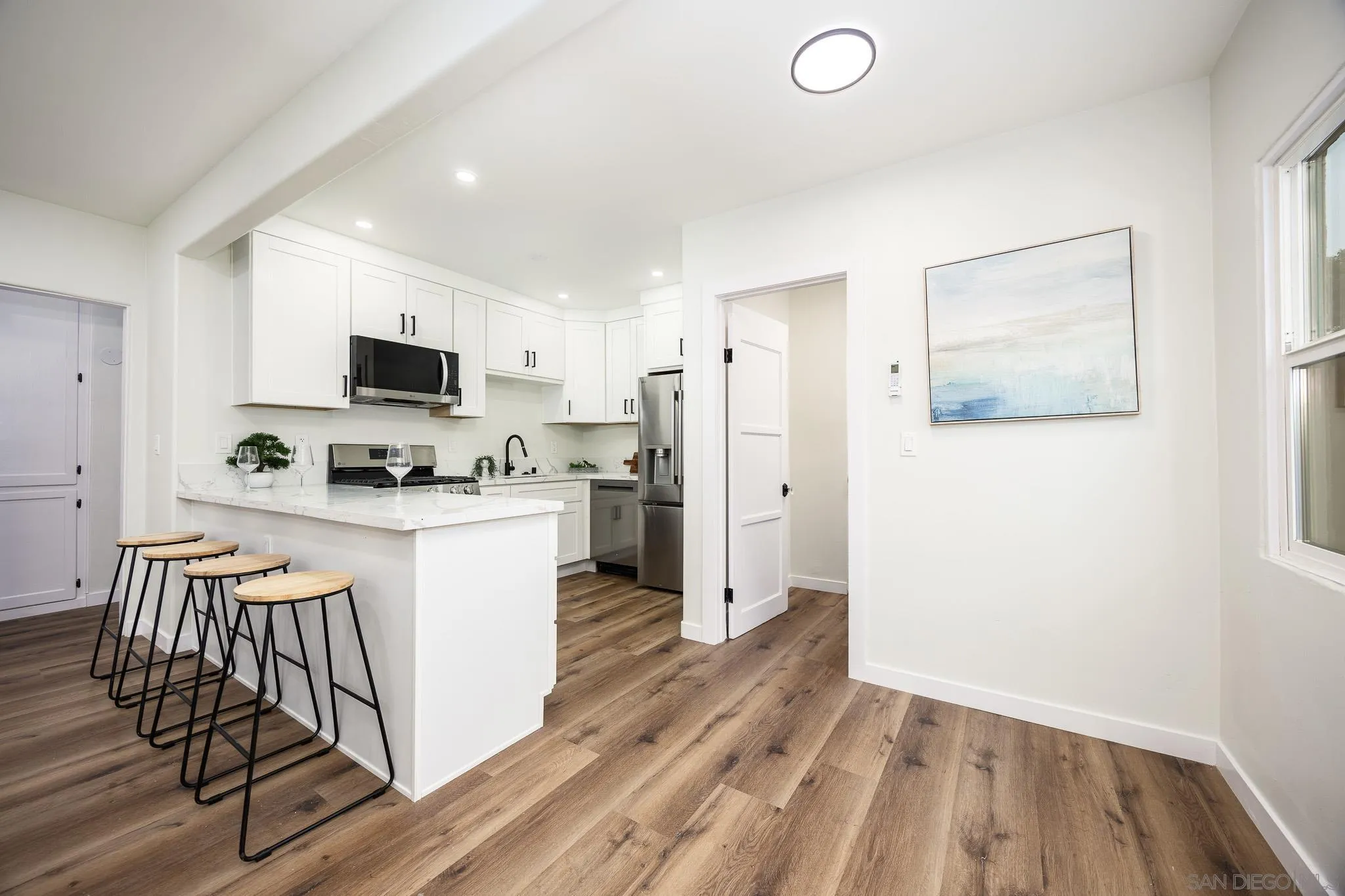 https://cdn.realtyfeed.com/cdn/127/250041101/4df76c6e87aa0e5630beb36f5f8285e2.webp