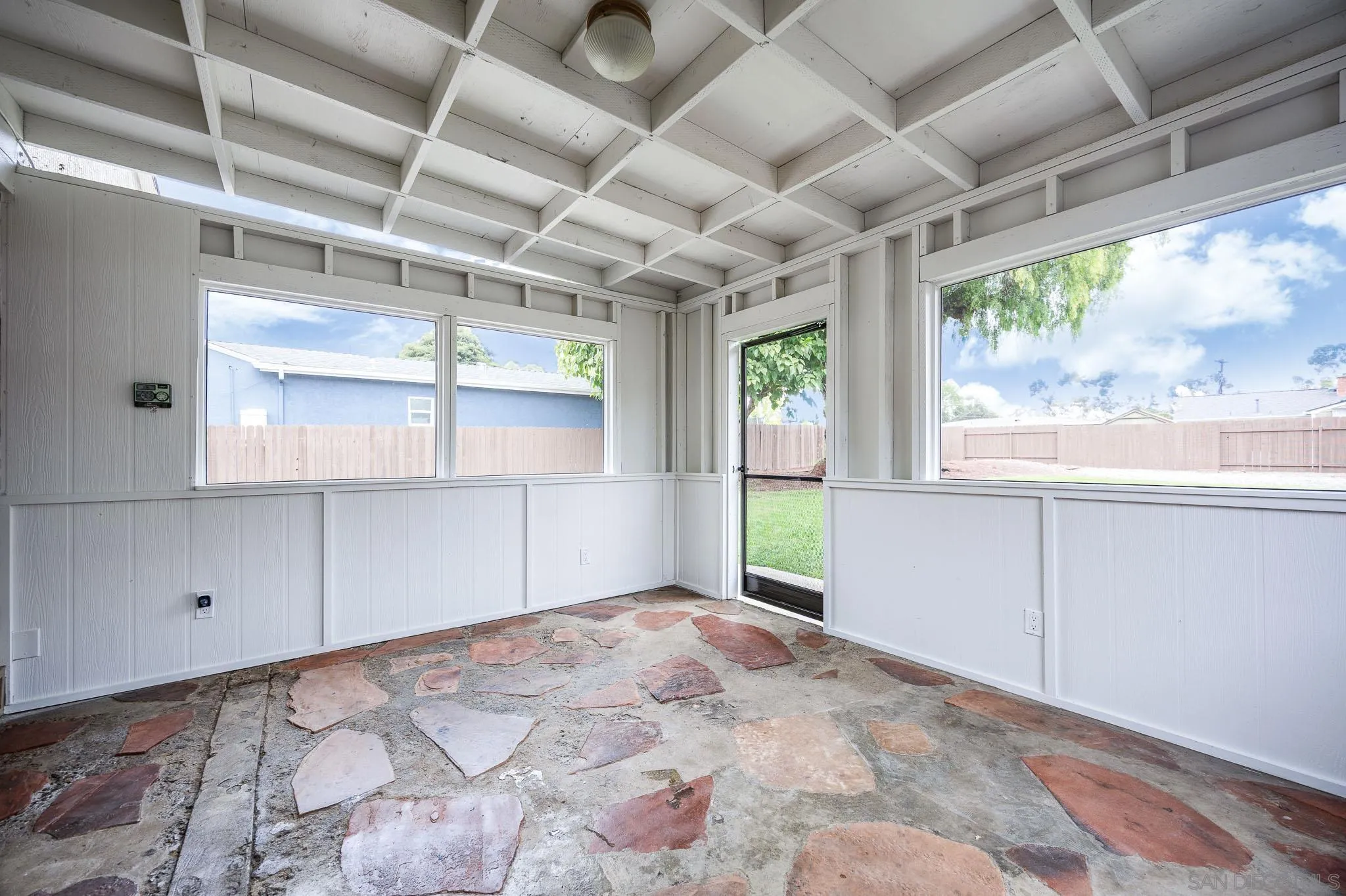 https://cdn.realtyfeed.com/cdn/127/250041101/6f453dce5086bfecf70c8abf869385d9.webp