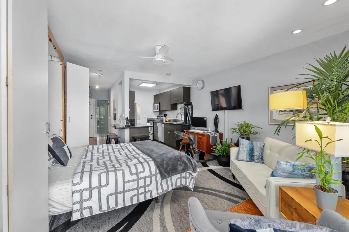 https://cdn.realtyfeed.com/cdn/127/250041103/f21c88320b768b42de9e8bb7b2a8e1f9.webp