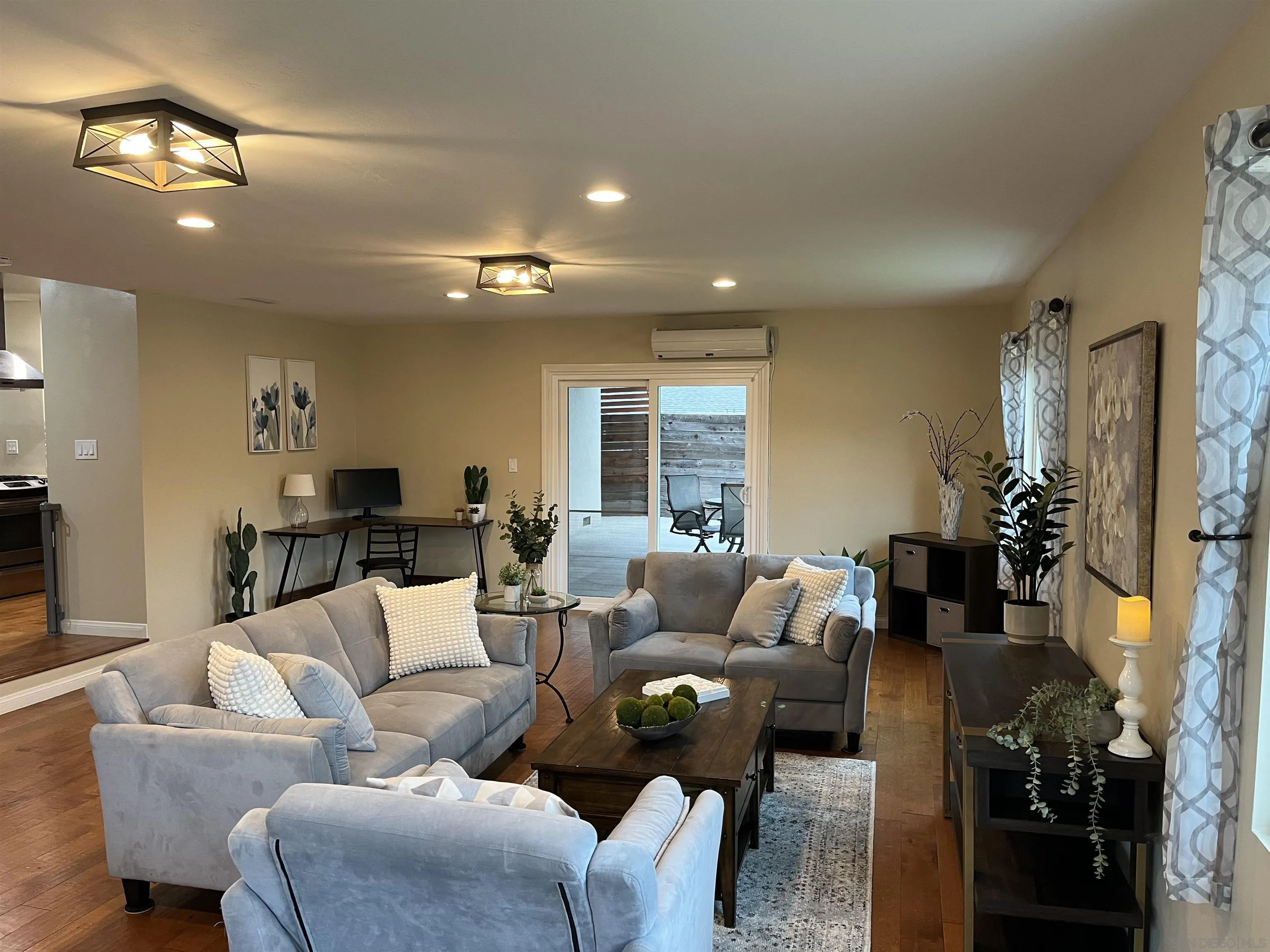 https://cdn.realtyfeed.com/cdn/127/250041104/7388741099688855b5c7c7c755e95ab6.webp