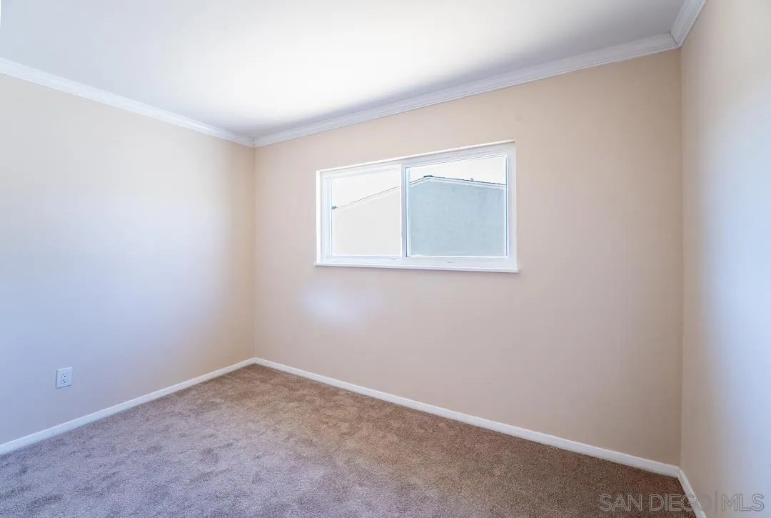 https://cdn.realtyfeed.com/cdn/127/250041111/87bf920f3c6881b83f4ea164cc2c8d80.webp