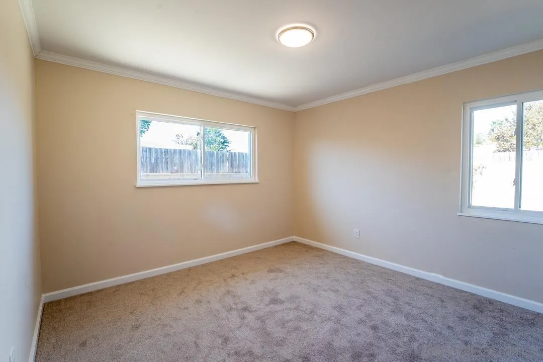 https://cdn.realtyfeed.com/cdn/127/250041111/a933af01e10e9f1c29989d7e0c97e439.webp